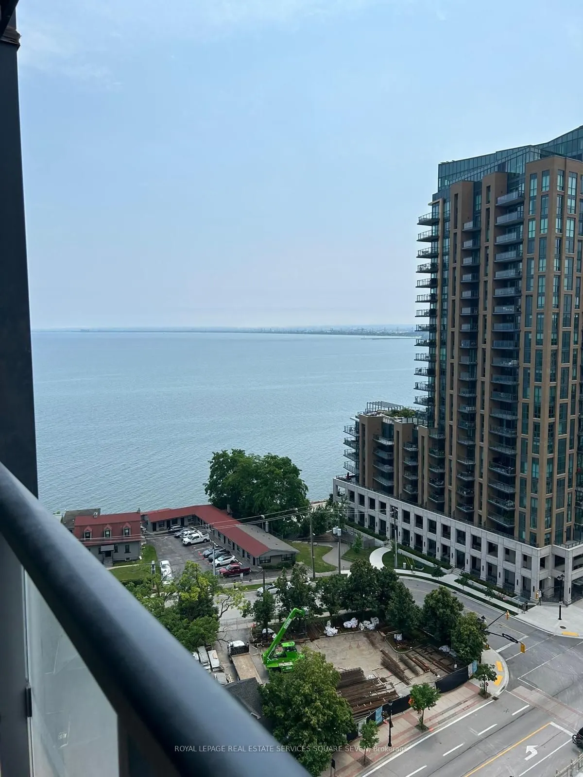 370 Martha Street, #1009