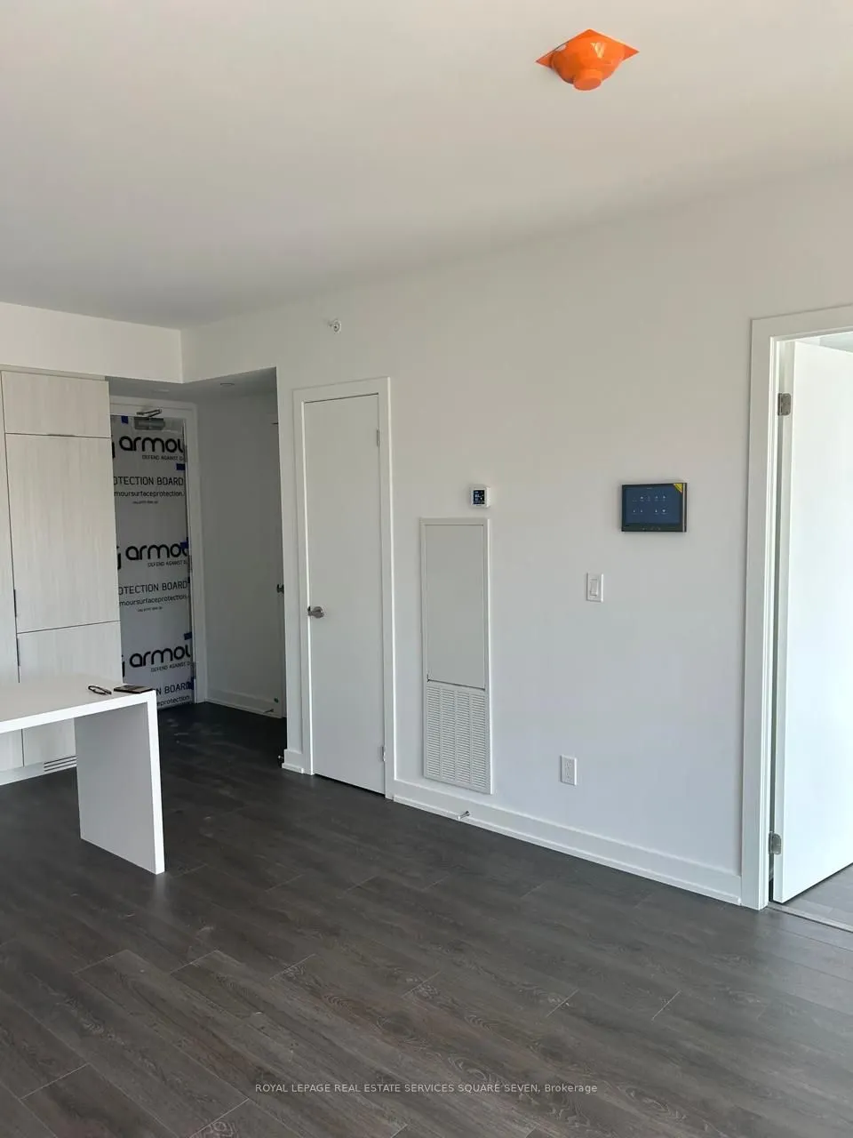 370 Martha Street, #1009