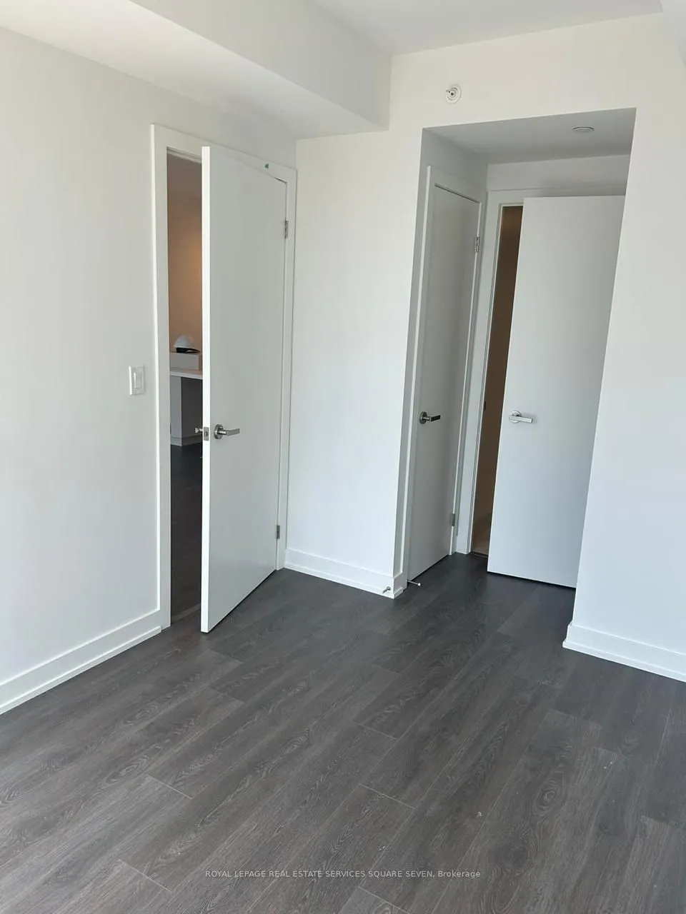 370 Martha Street, #1009