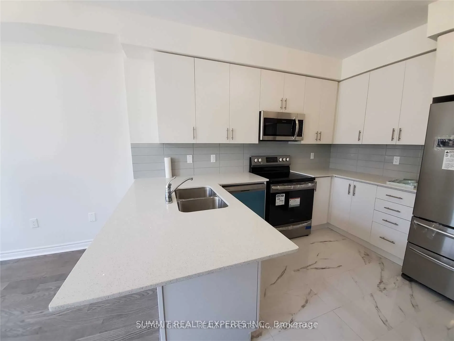 62 Preston Meadow Avenue, #4