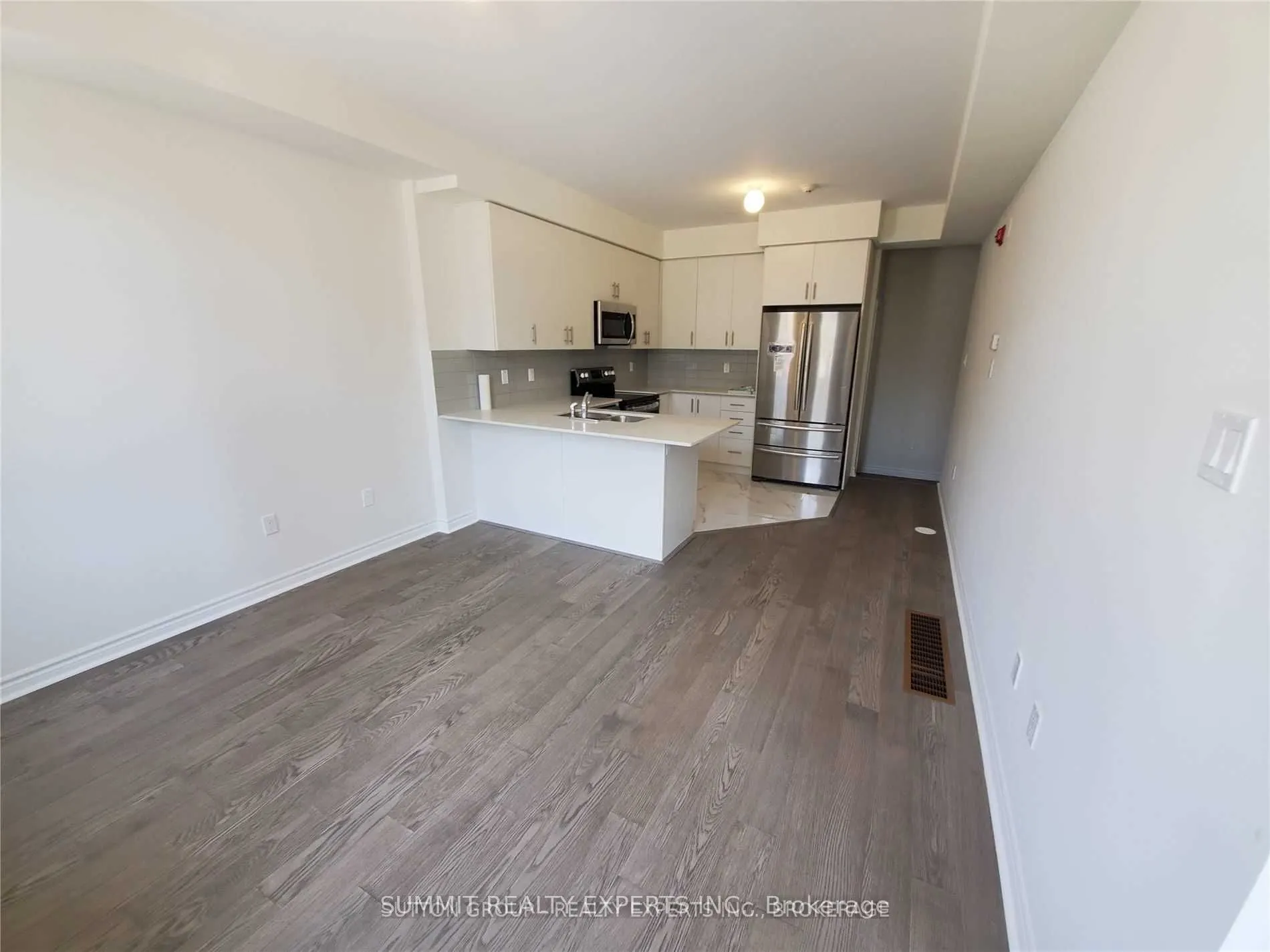 62 Preston Meadow Avenue, #4