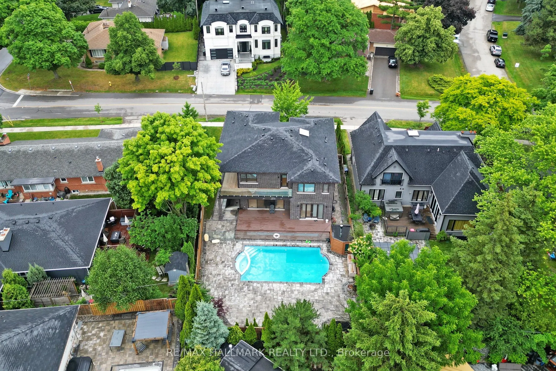 114 Lloyd Manor Road