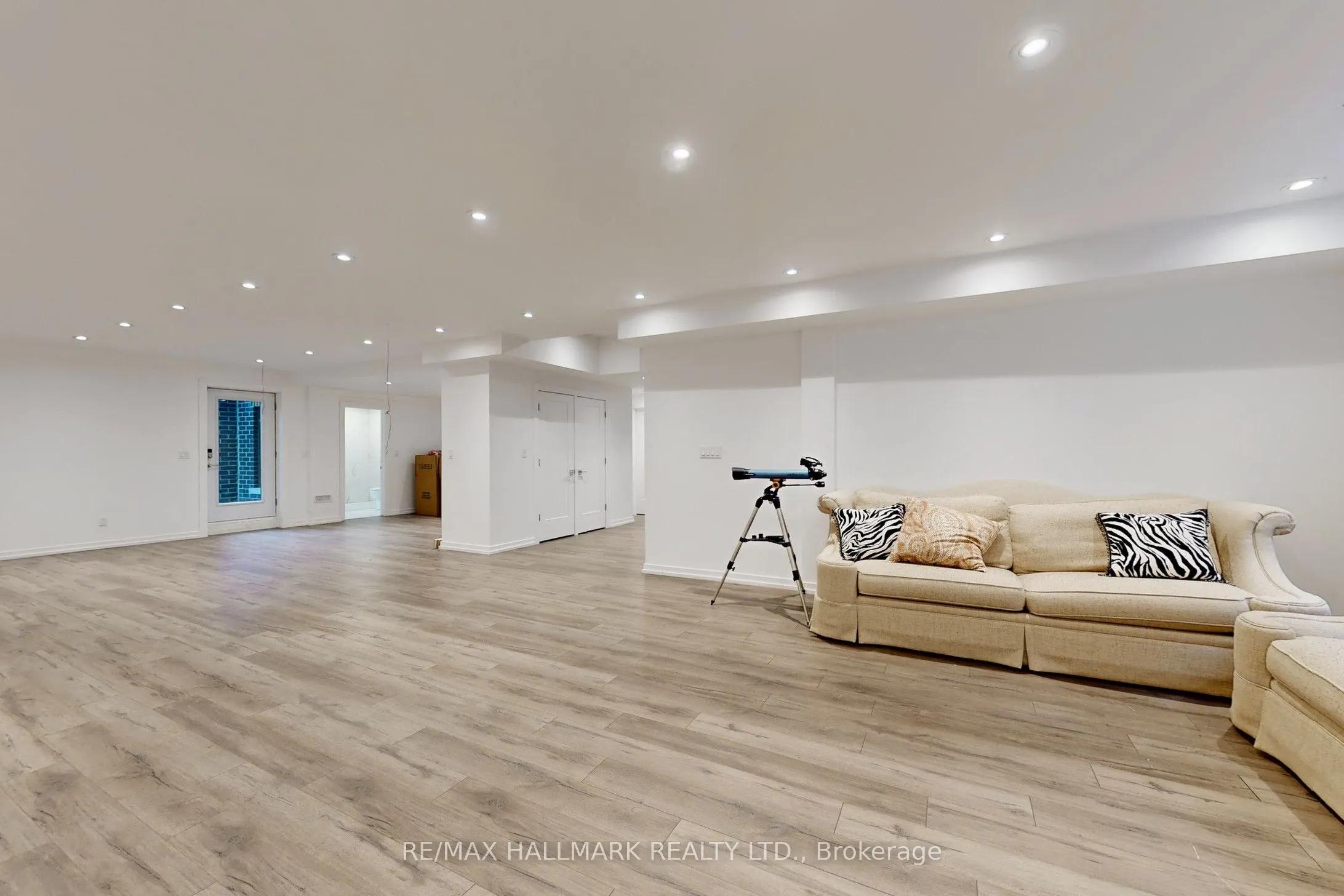 114 Lloyd Manor Road