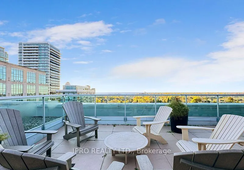 200 Manitoba Street, #210