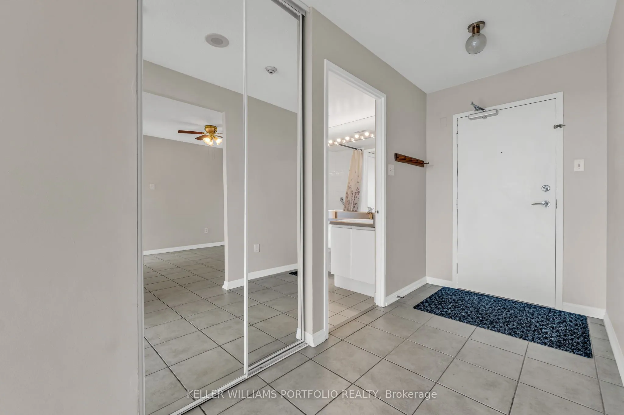 10 Laurelcrest Street, #501