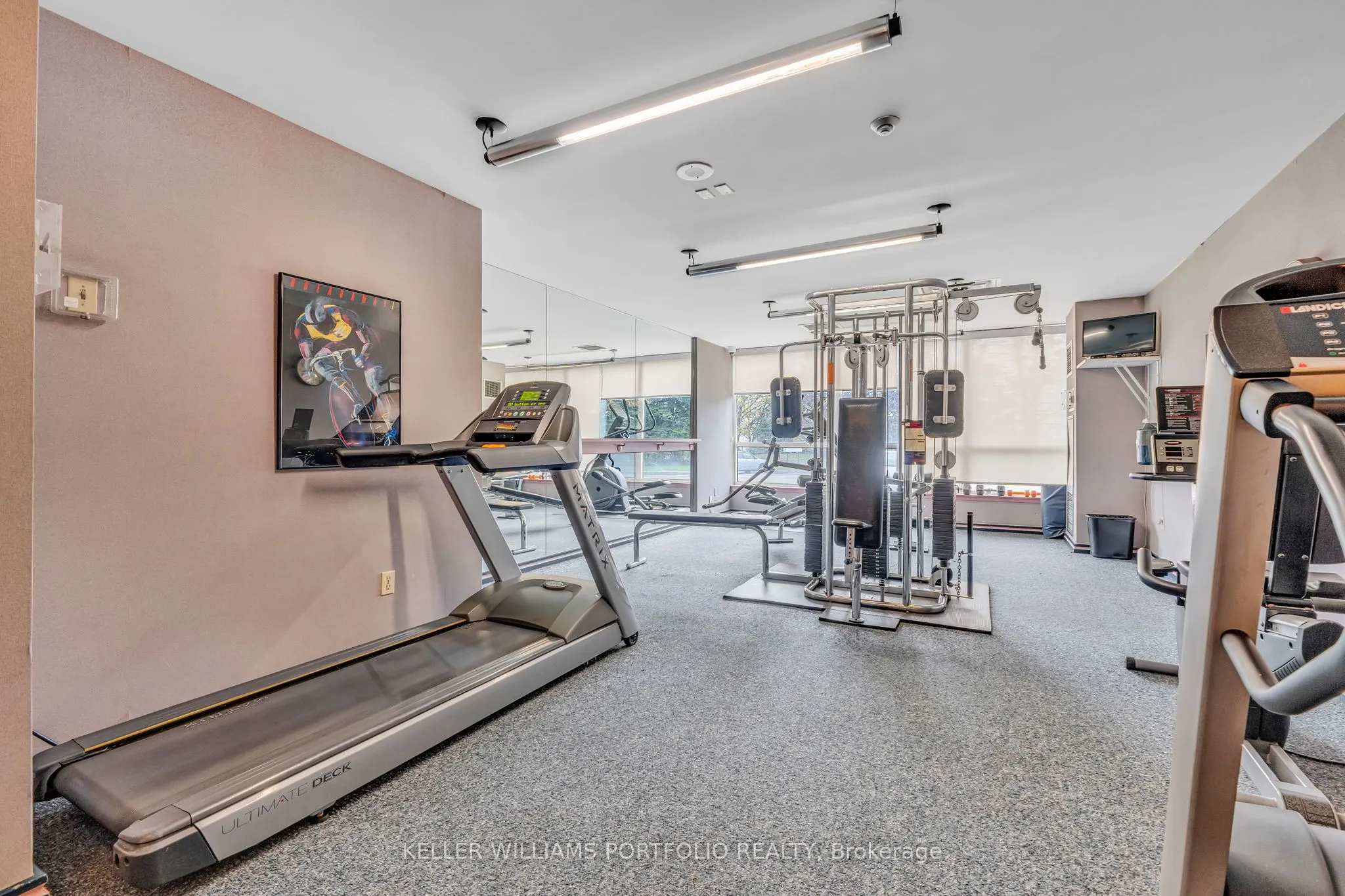 10 Laurelcrest Street, #501