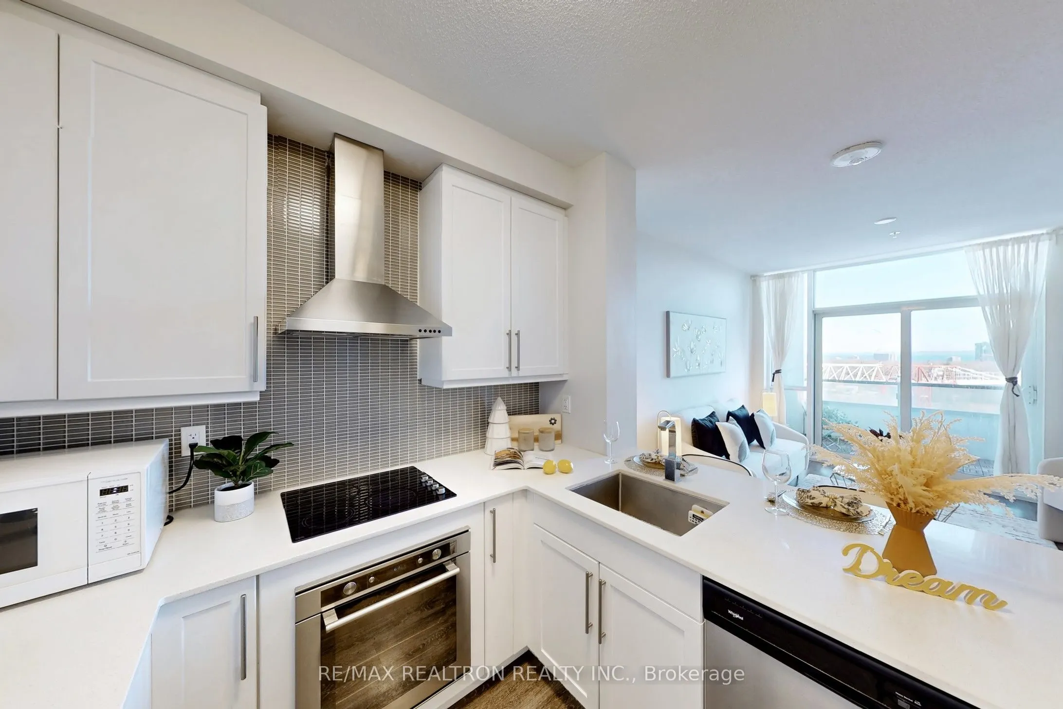2093 Fairview Street, #1206
