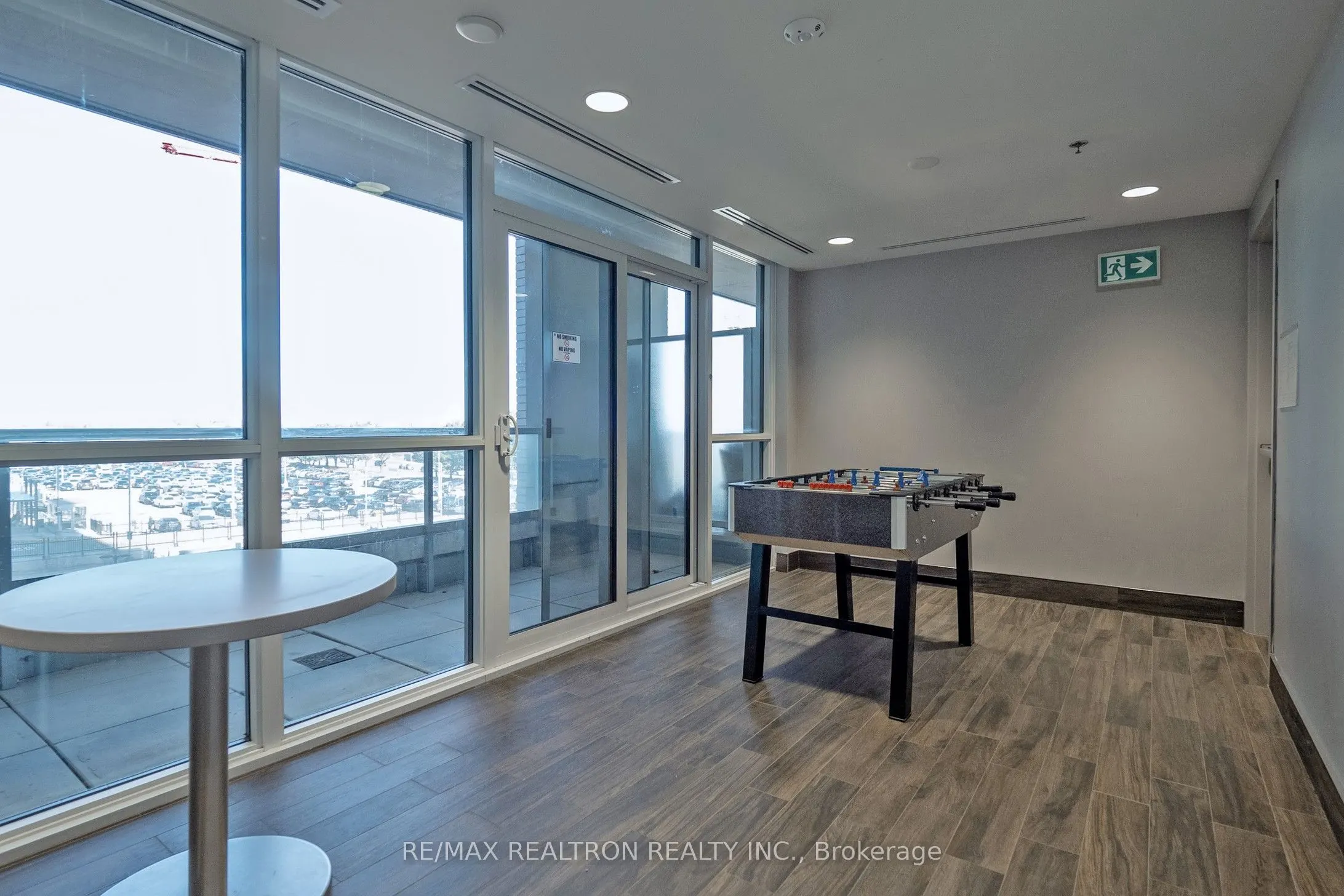 2093 Fairview Street, #1206