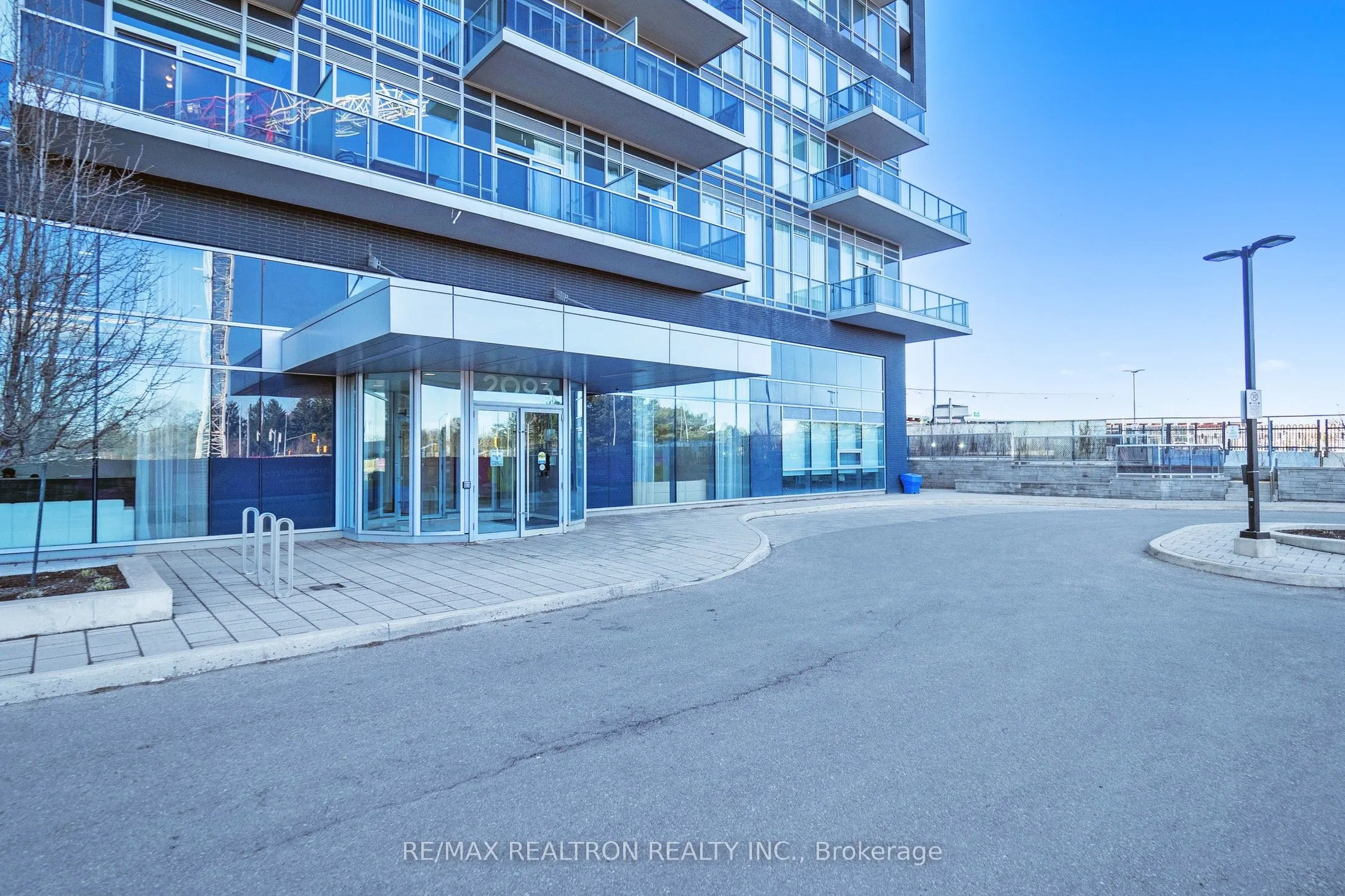 2093 Fairview Street, #1206
