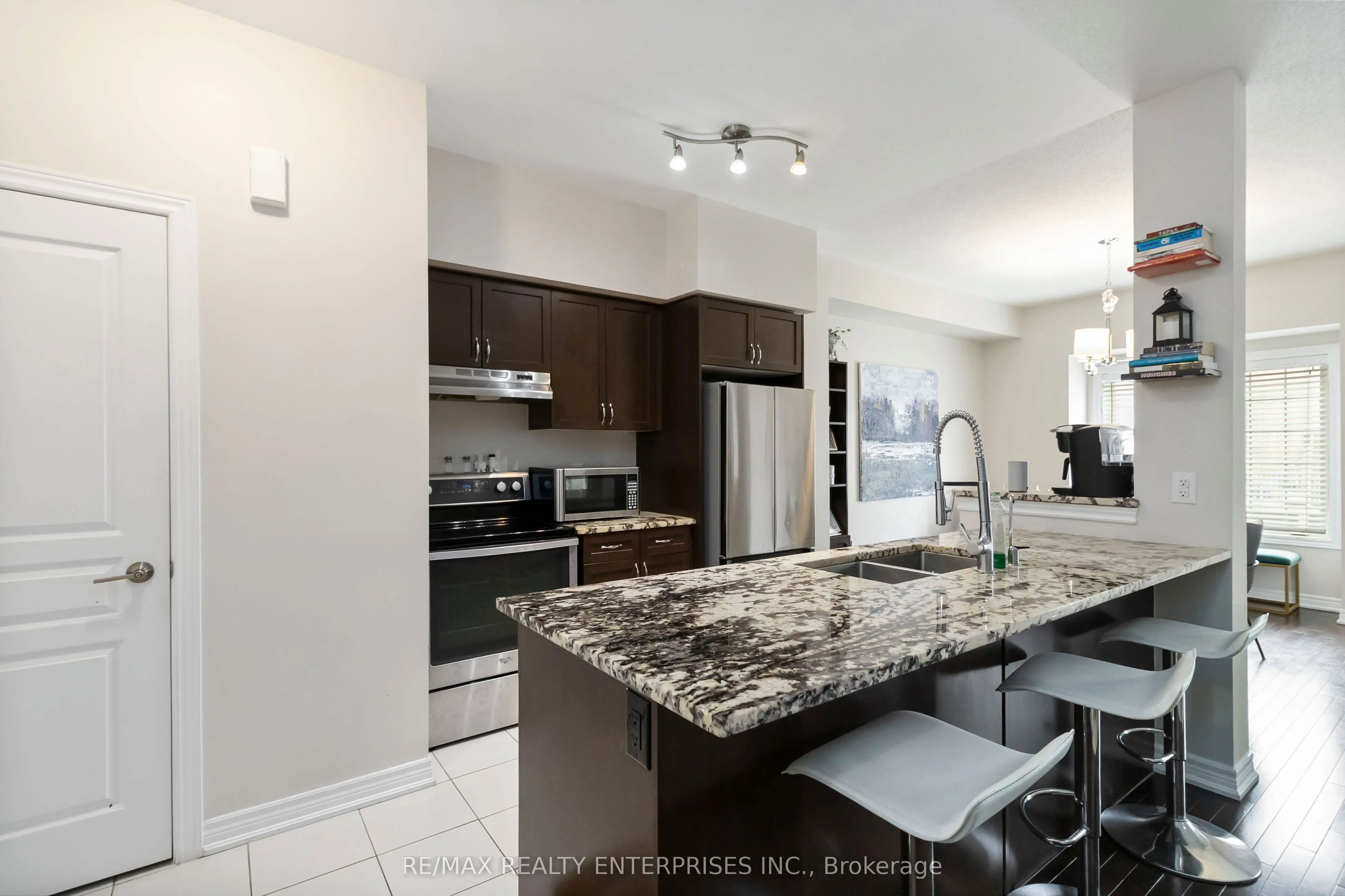 1401 Plains Road E, #93