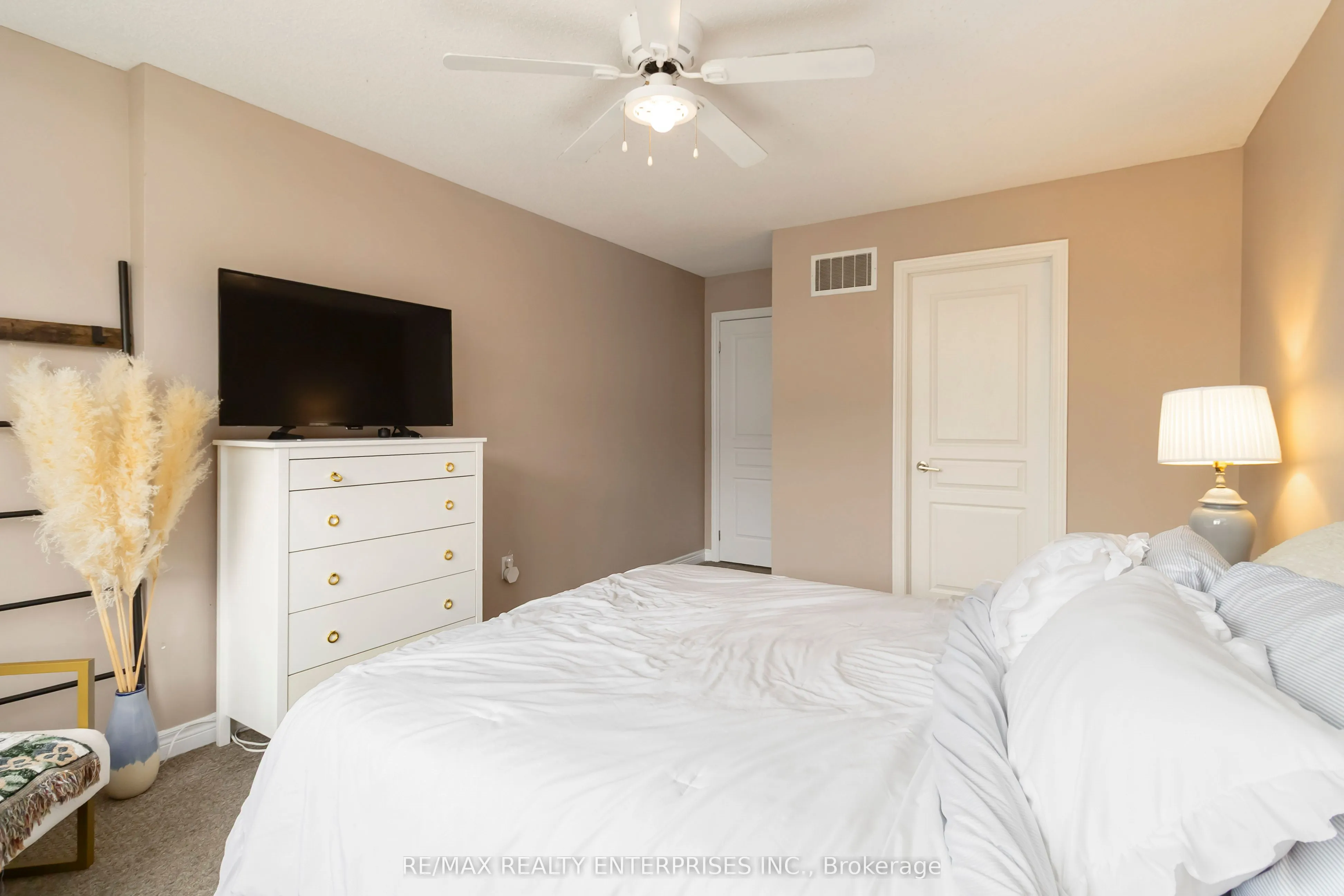 1401 Plains Road E, #93