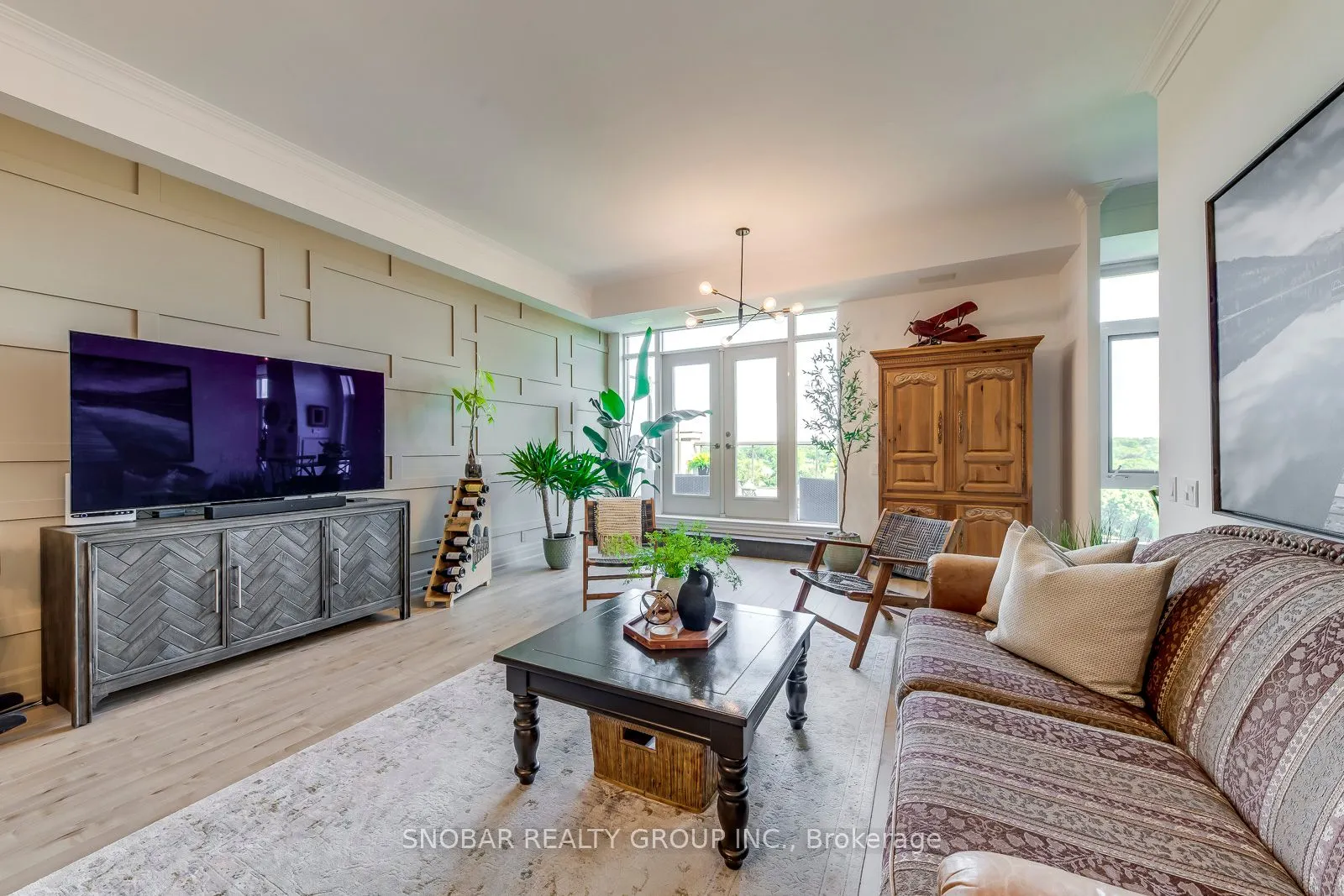 9 Burnhamthorpe Cres, #PH3