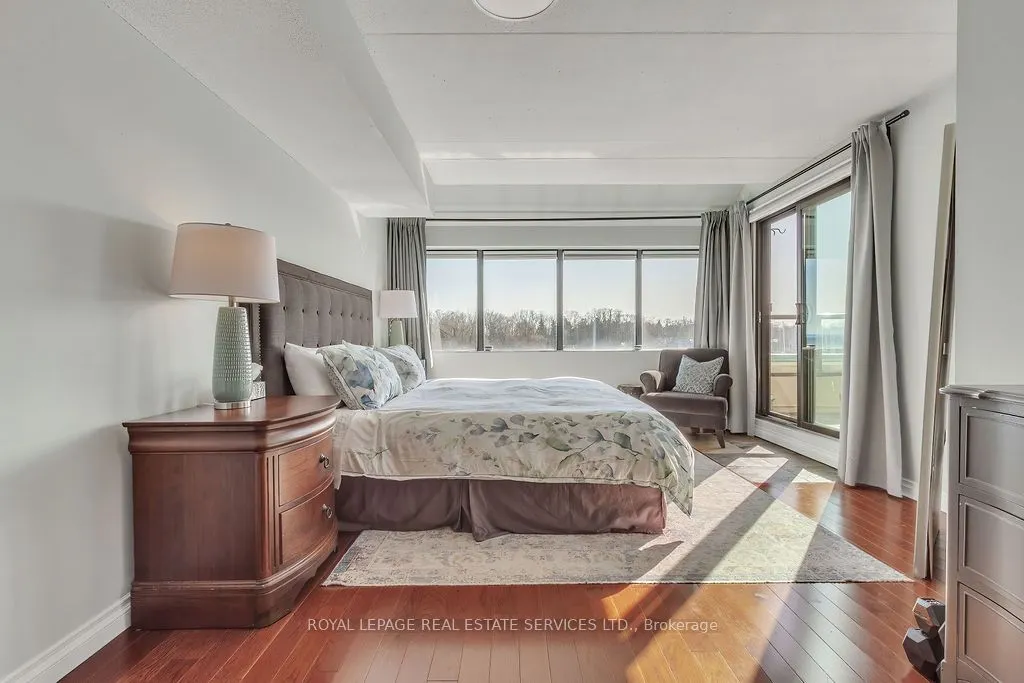 100 Bronte Road, #317