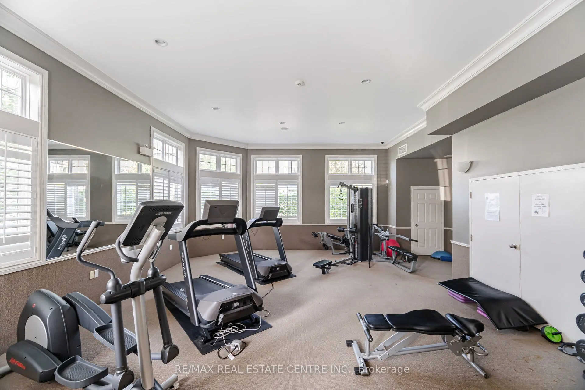 1370 Main Street E, #203