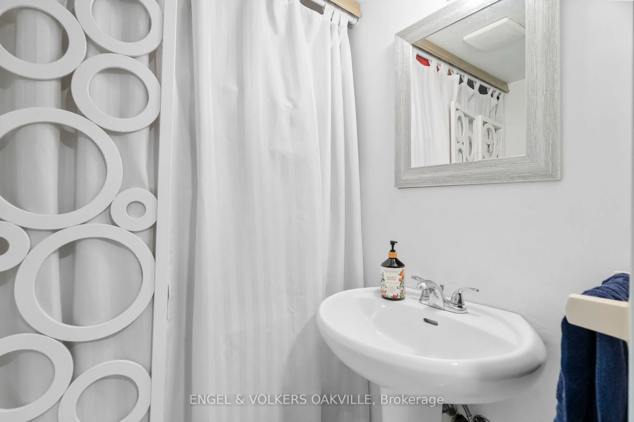 100 Bronte Road, #416