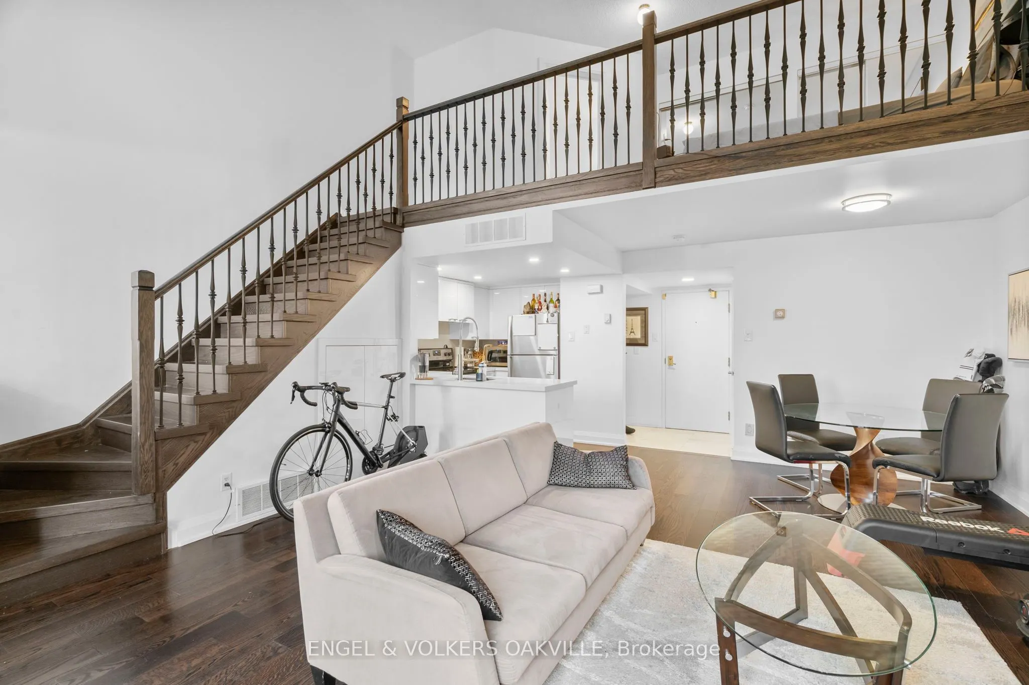 100 Bronte Road, #416