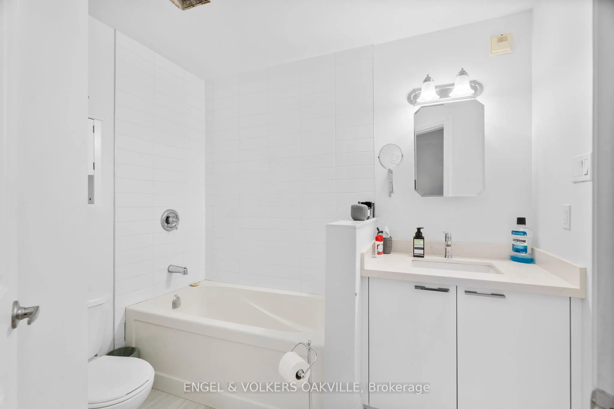 100 Bronte Road, #416