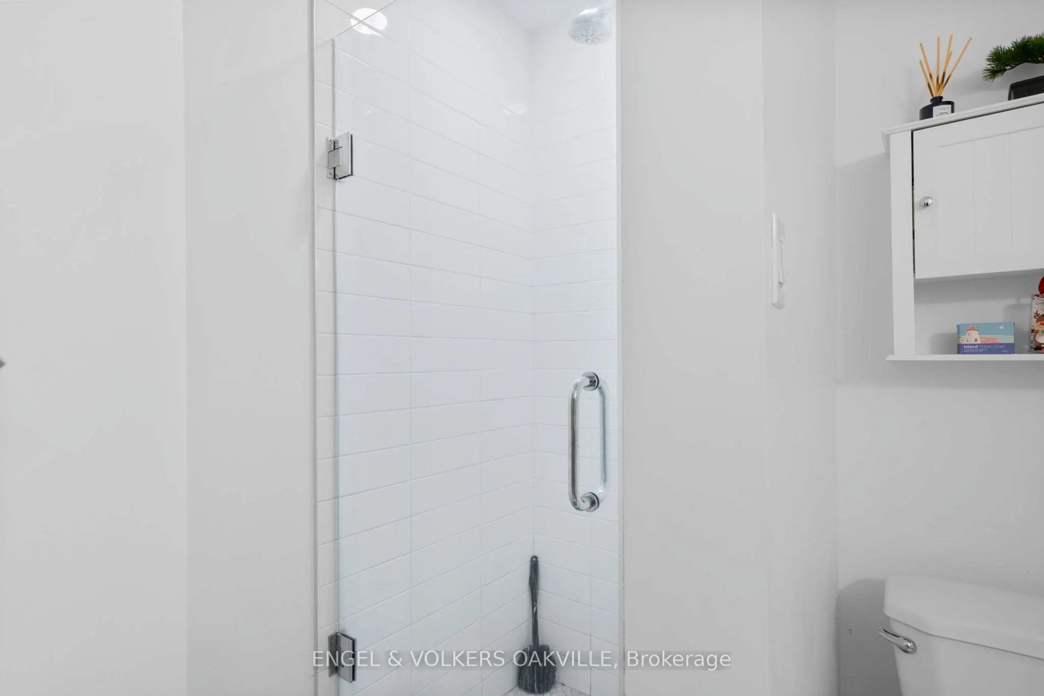 100 Bronte Road, #416