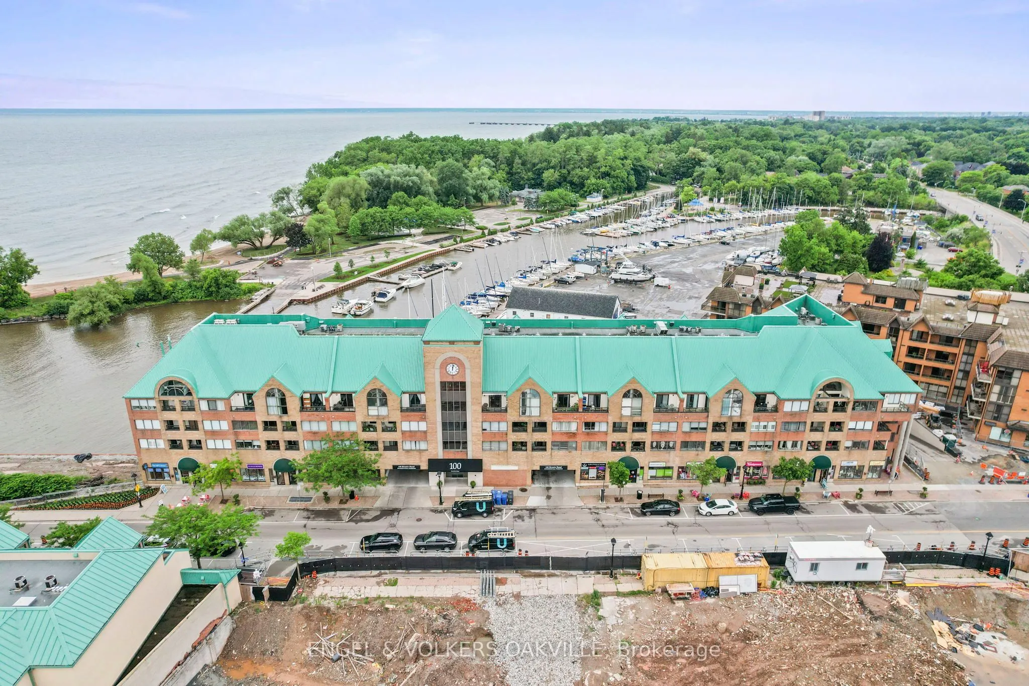 100 Bronte Road, #416