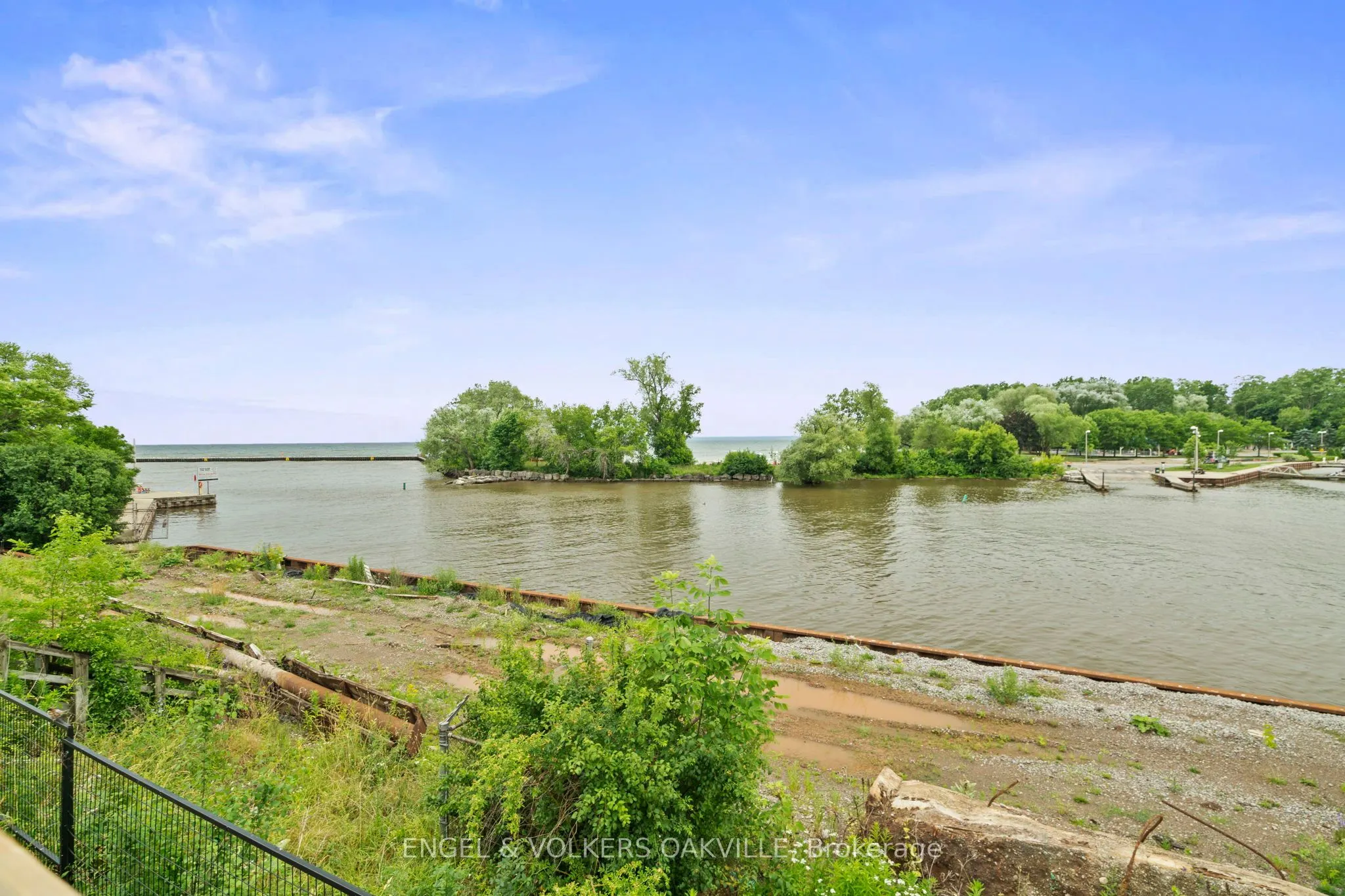 100 Bronte Road, #416