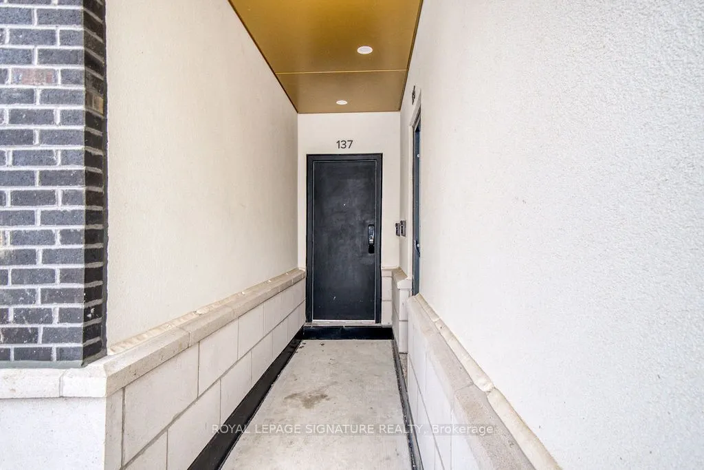 3025 Trailside Drive, #137