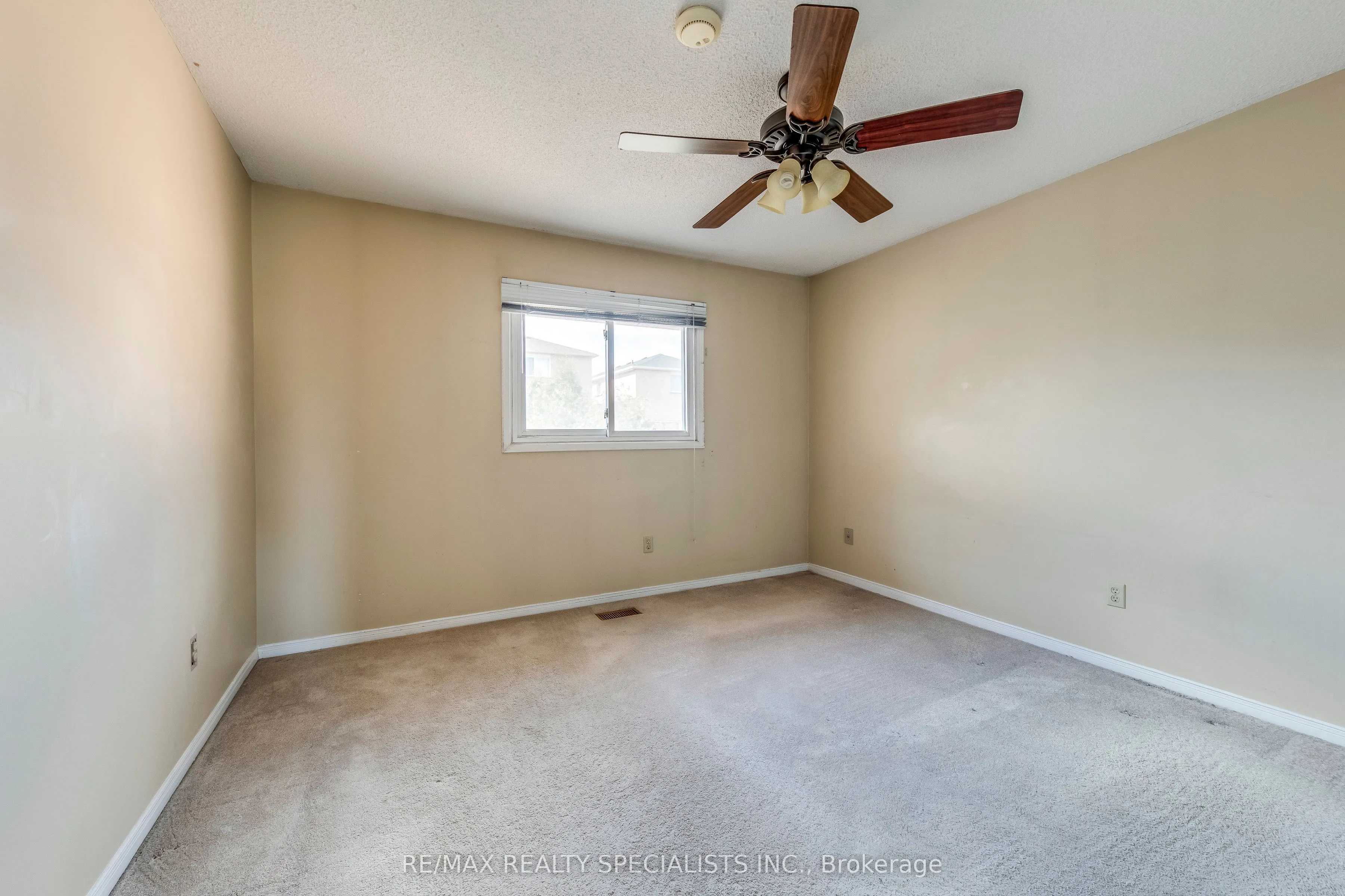 102 Sunforest Drive