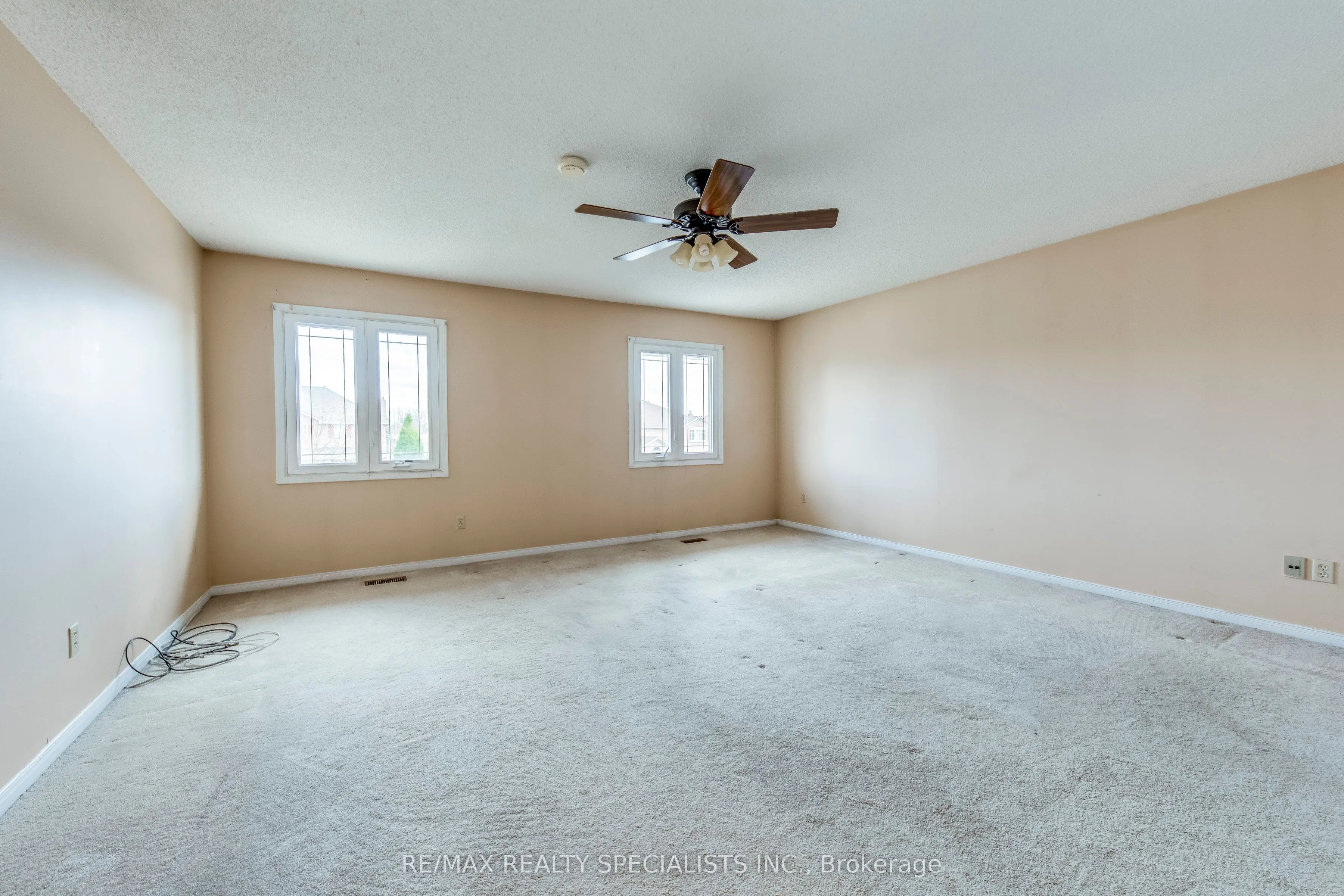 102 Sunforest Drive