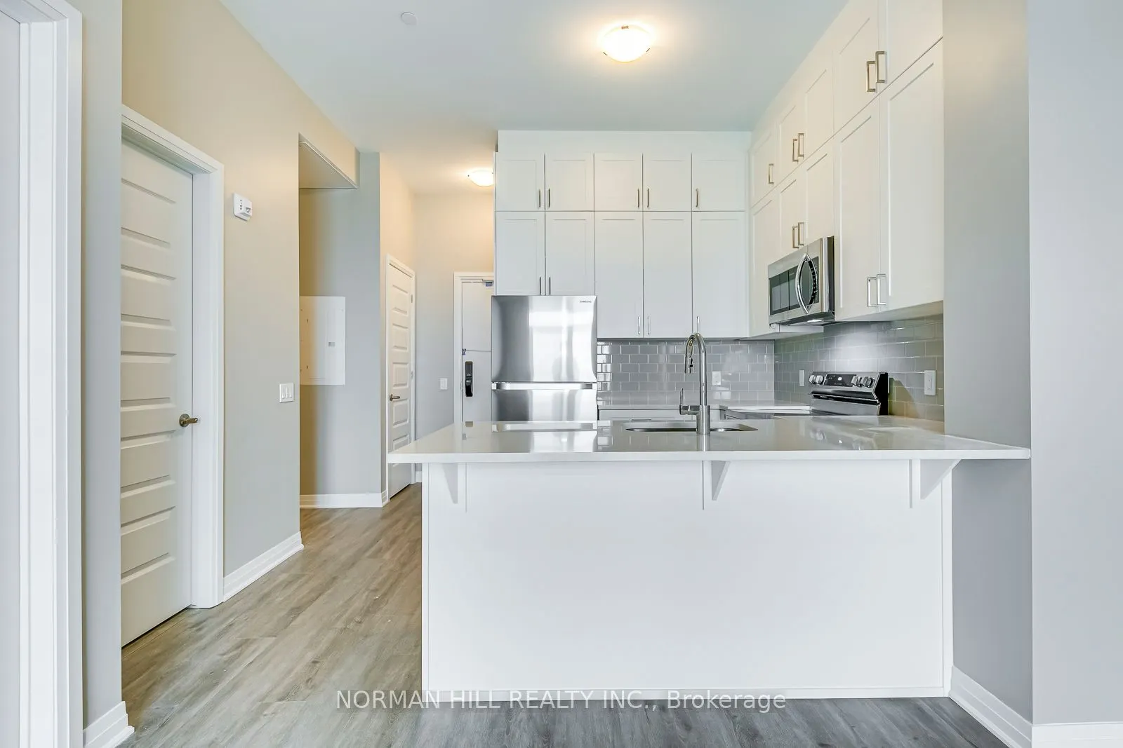 460 Gordon Krantz Avenue, #607