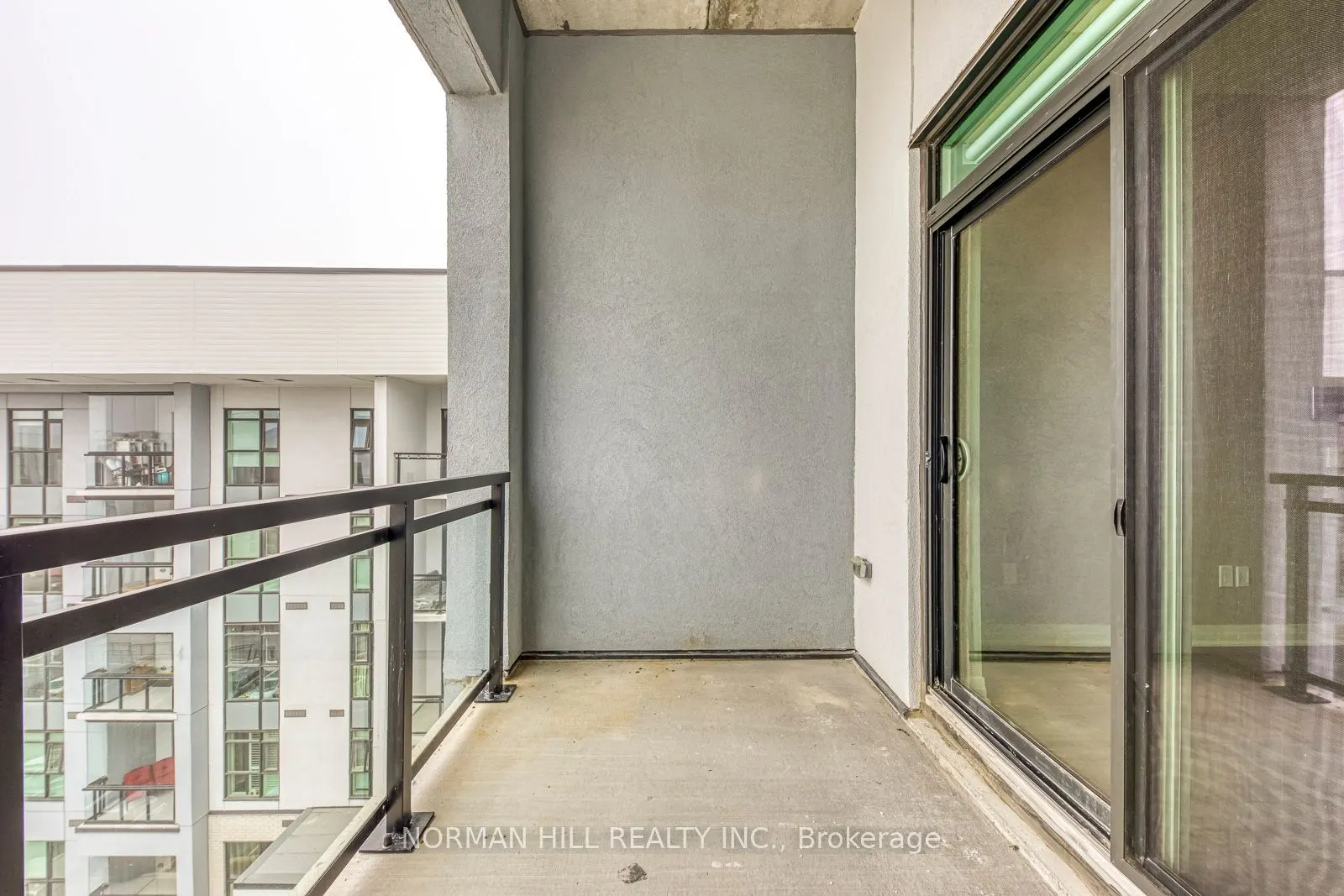 460 Gordon Krantz Avenue, #607