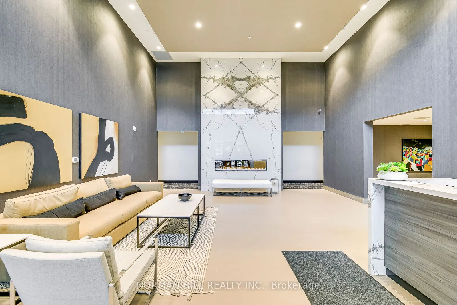 460 Gordon Krantz Avenue, #607