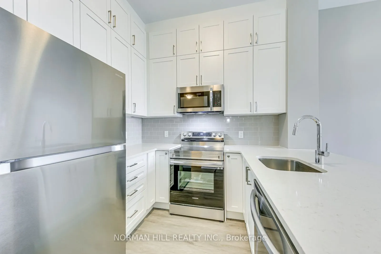460 Gordon Krantz Avenue, #607