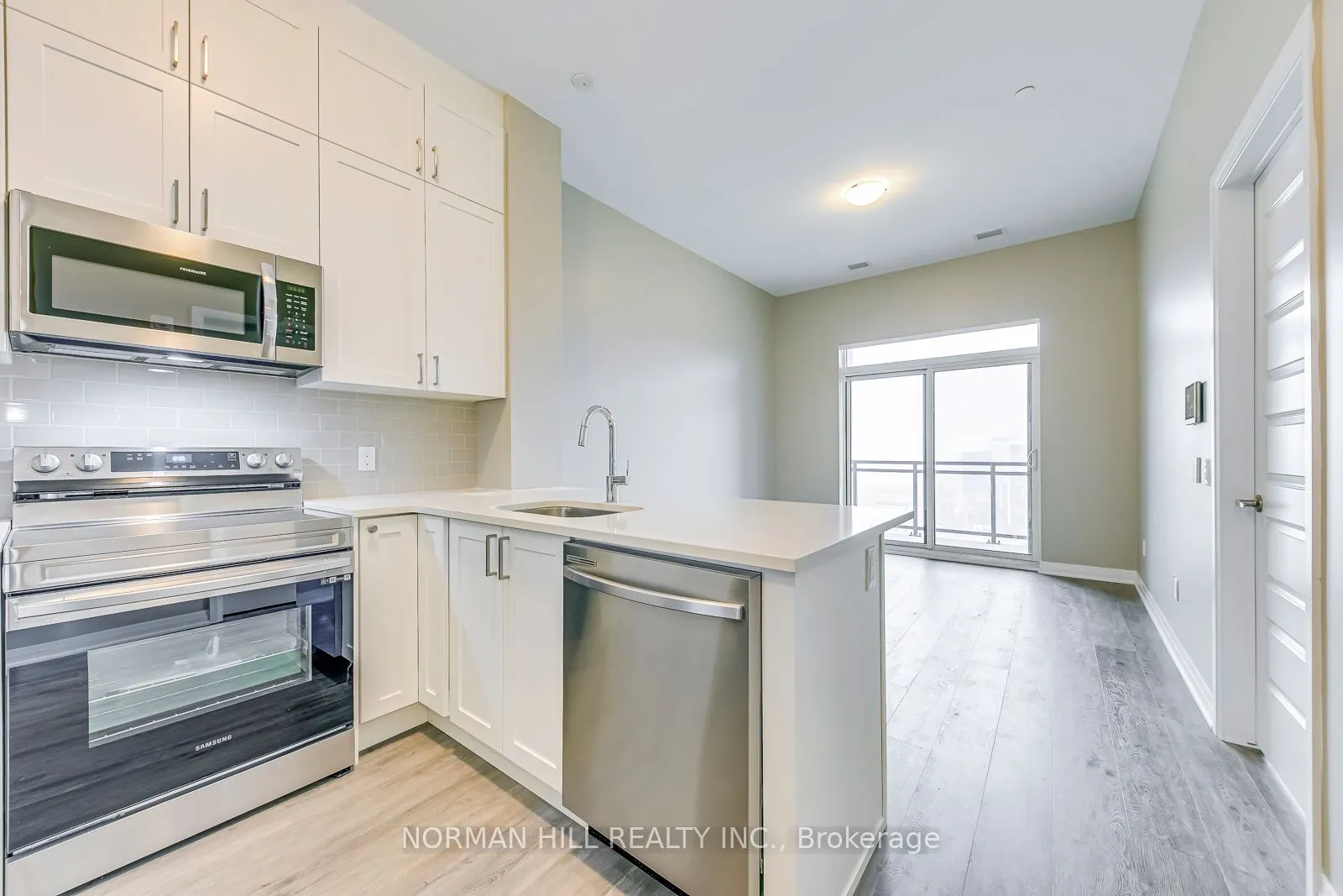 460 Gordon Krantz Avenue, #607