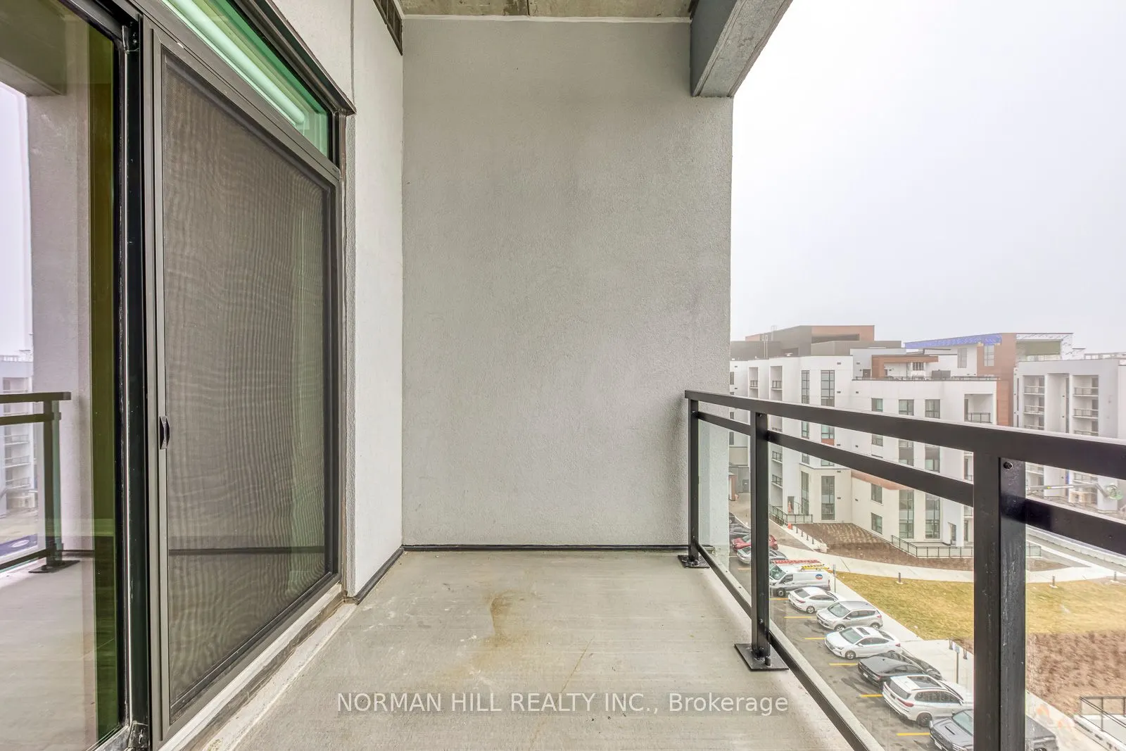 460 Gordon Krantz Avenue, #607