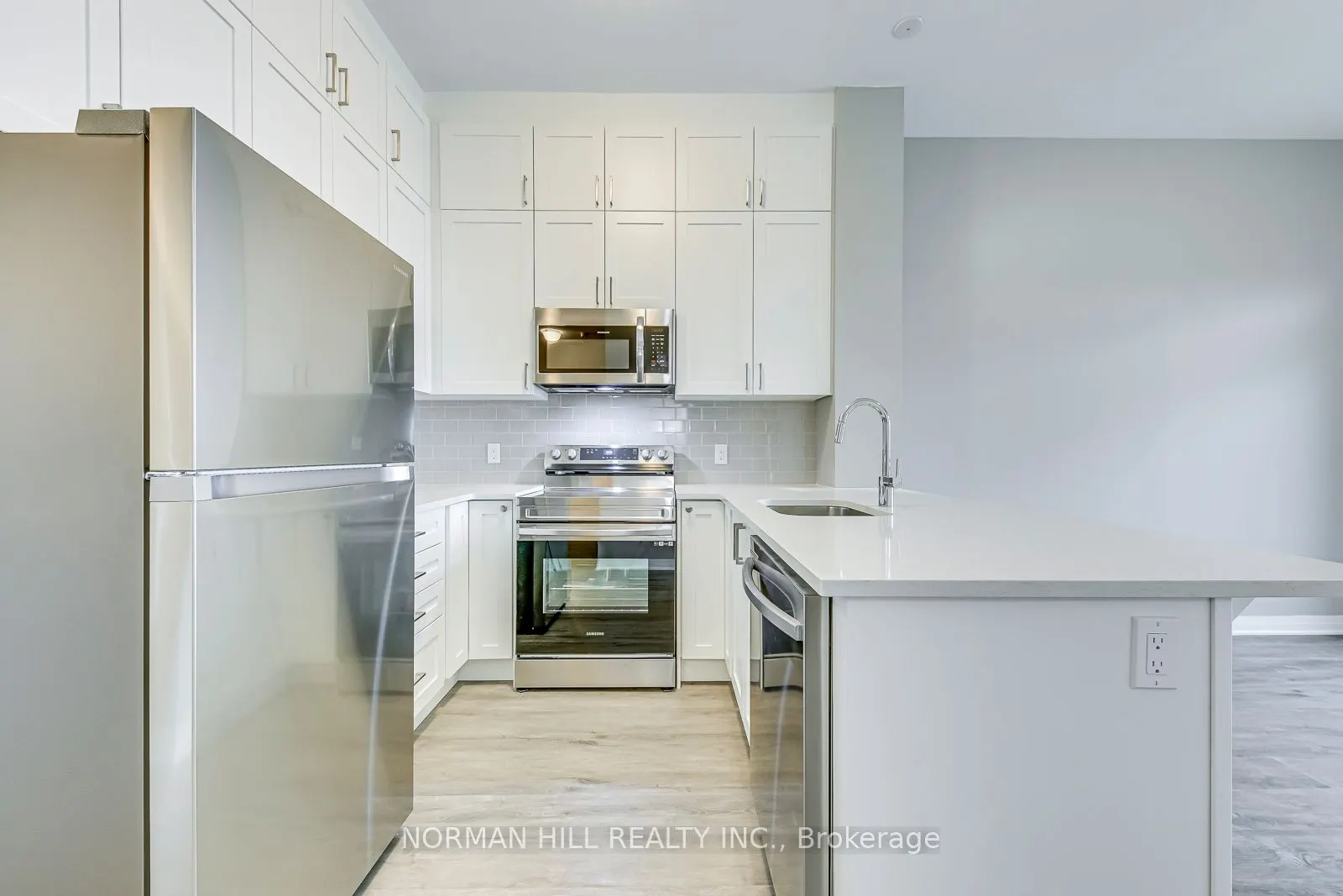 460 Gordon Krantz Avenue, #607