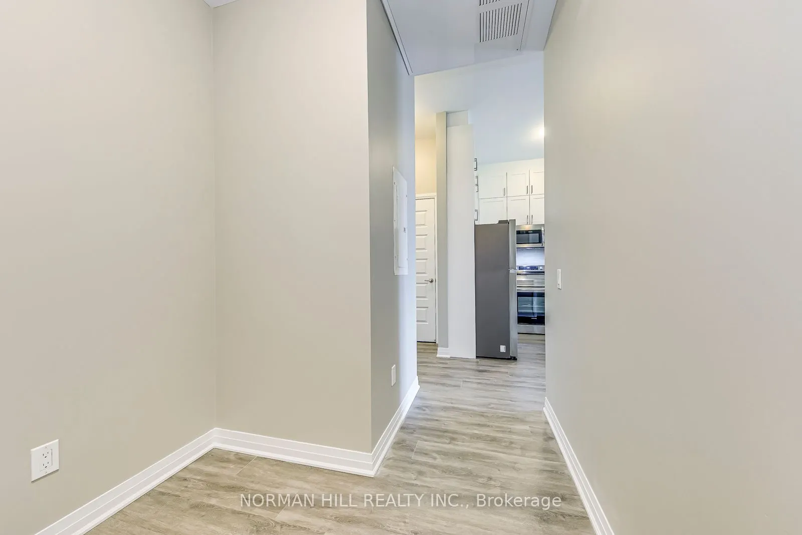 460 Gordon Krantz Avenue, #607