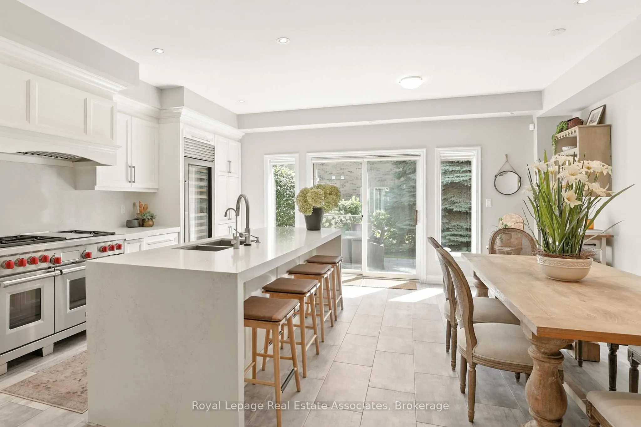 128 St Lawrence Drive, #38