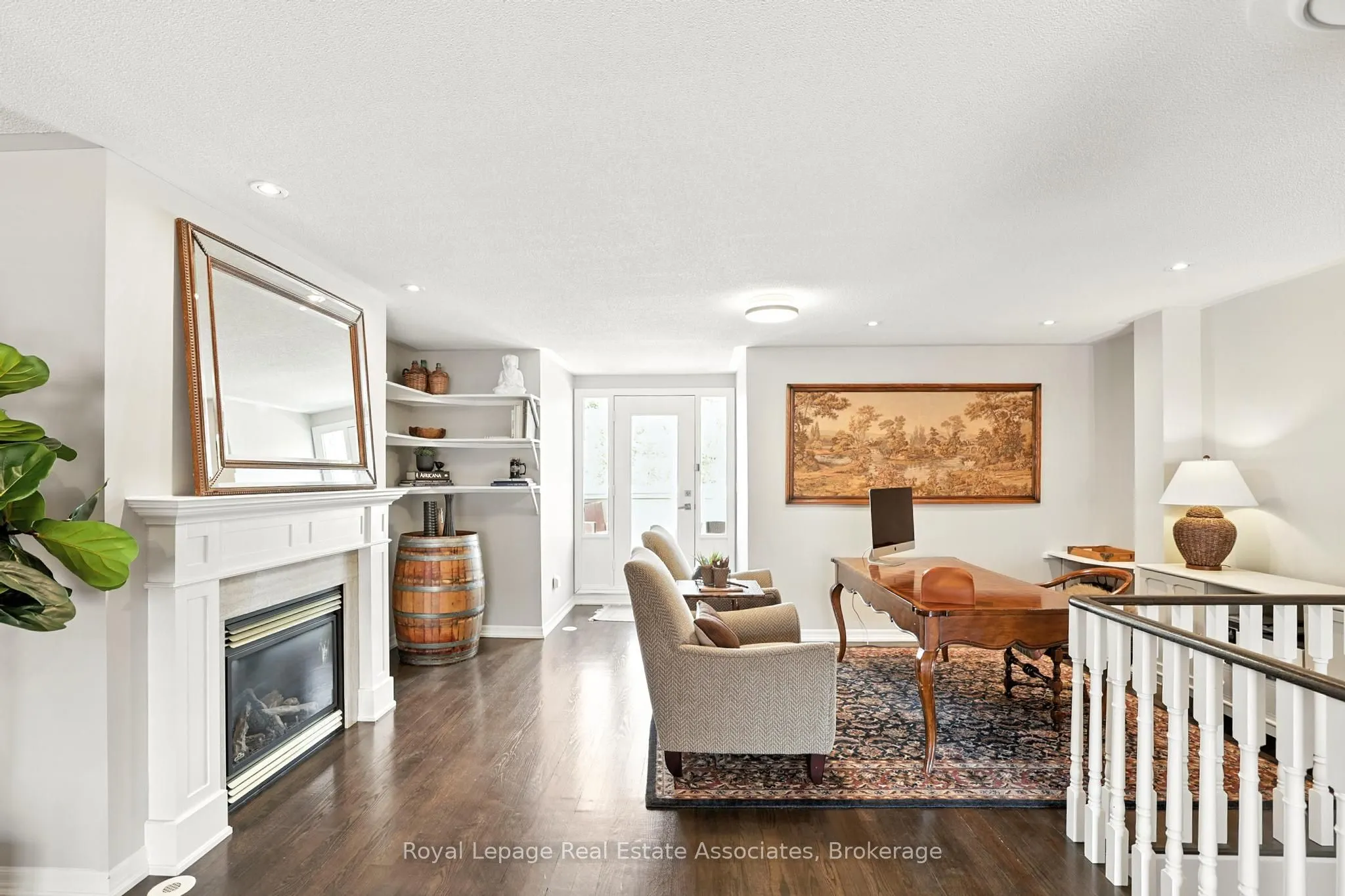 128 St Lawrence Drive, #38