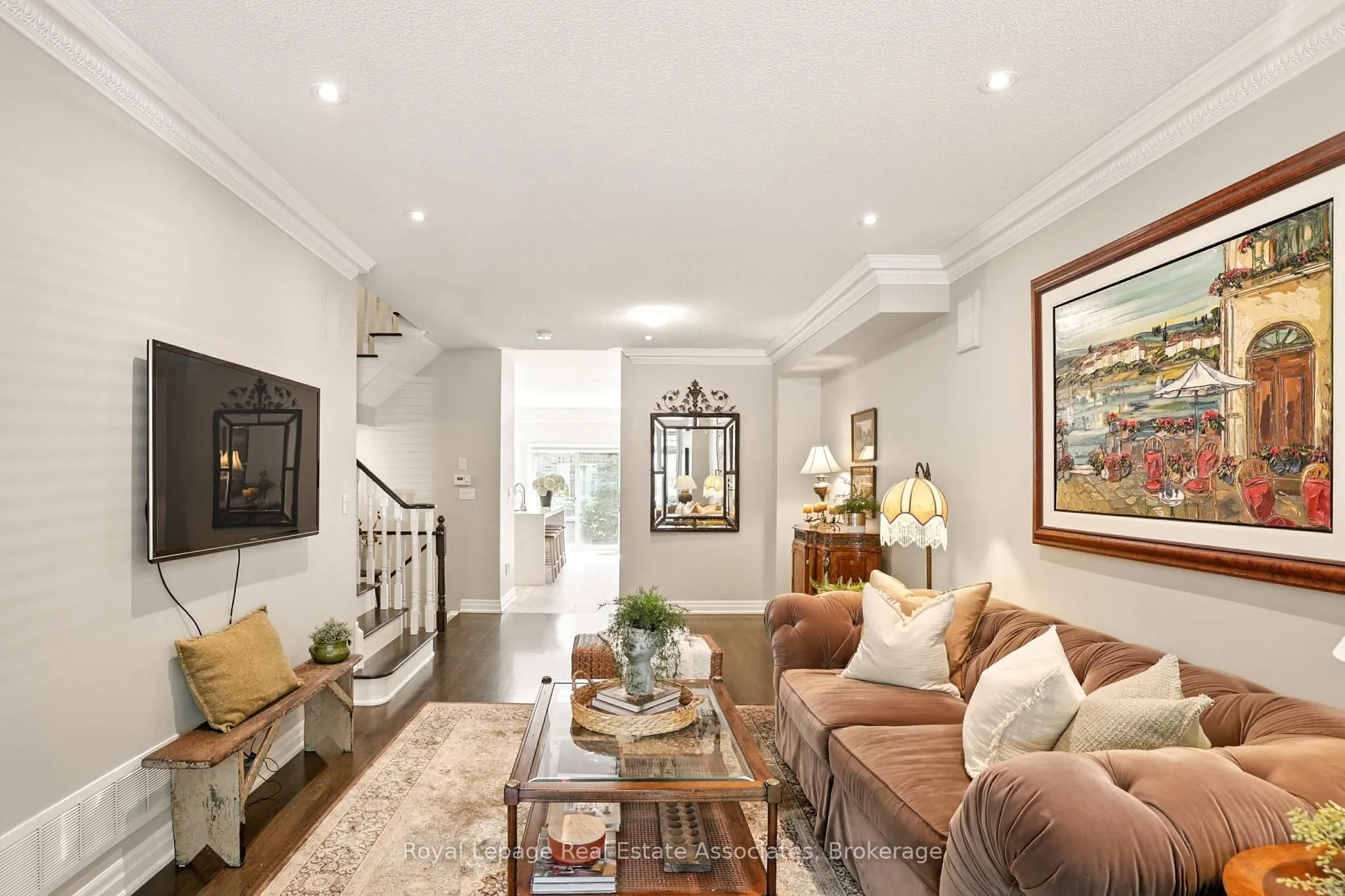 128 St Lawrence Drive, #38