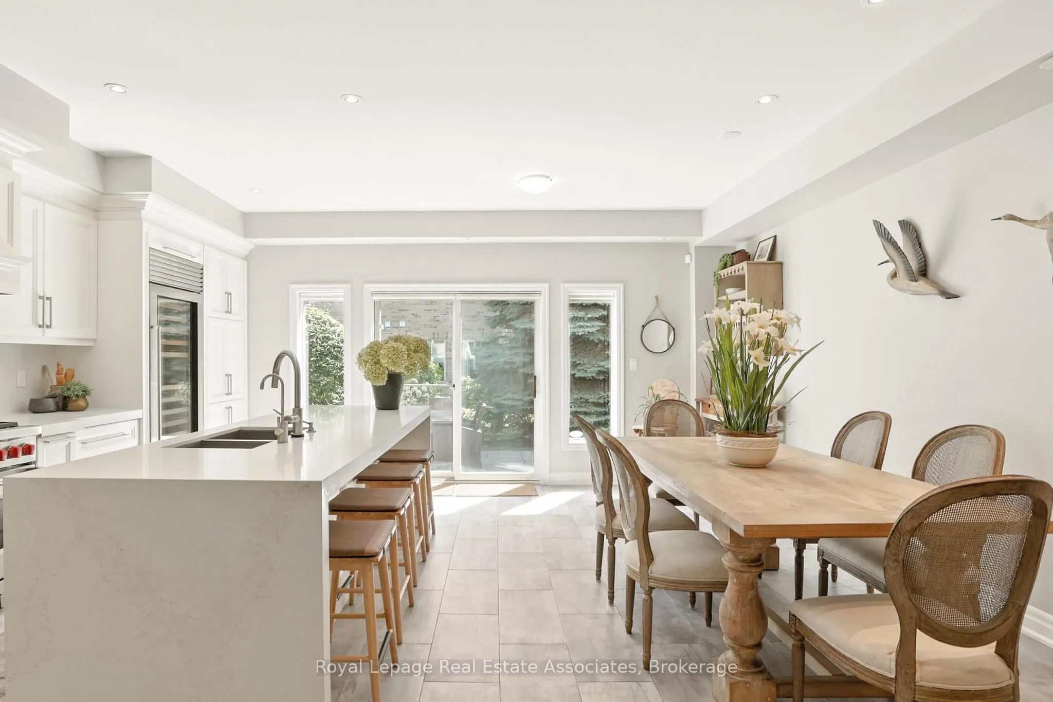128 St Lawrence Drive, #38