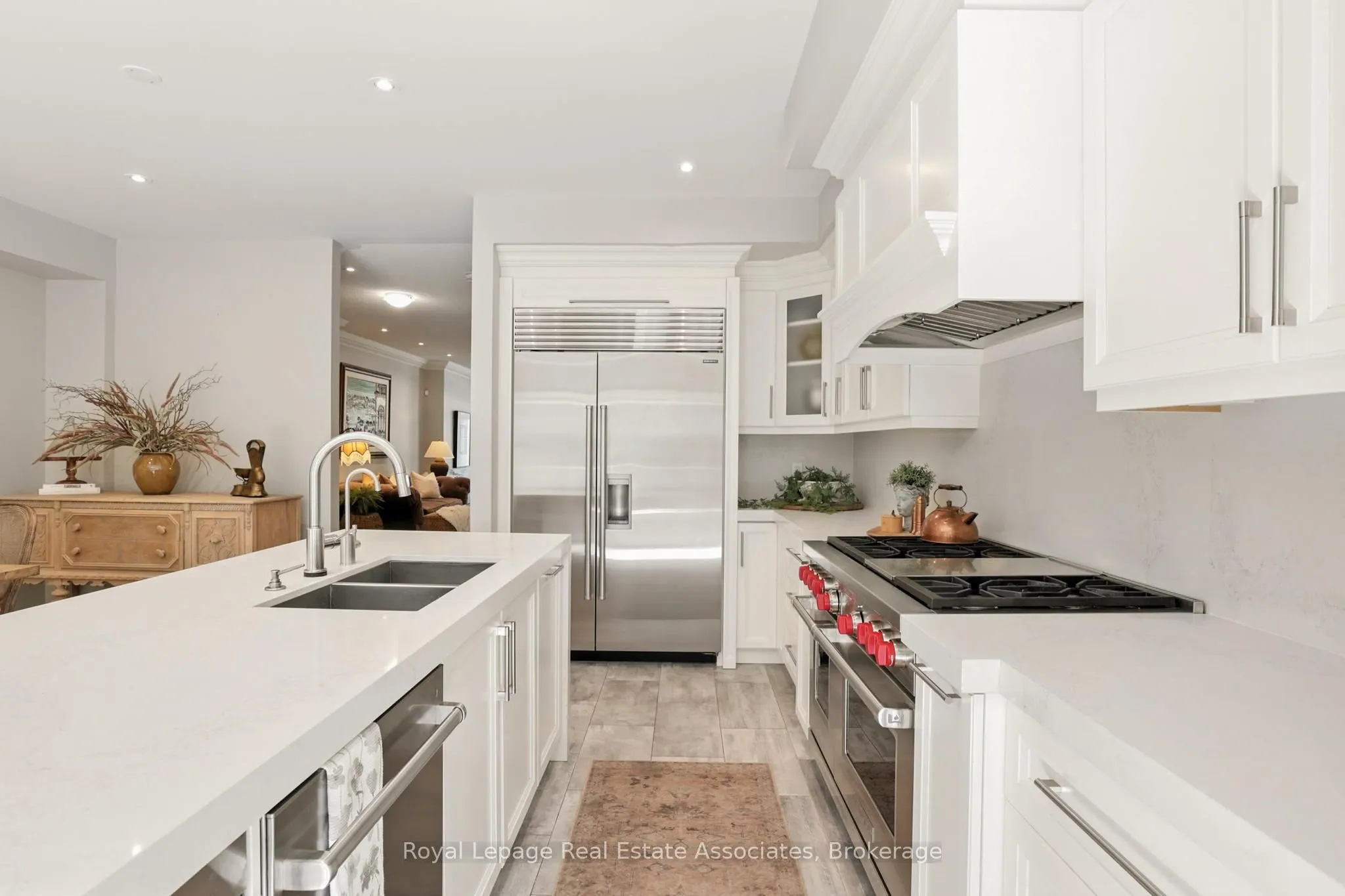 128 St Lawrence Drive, #38