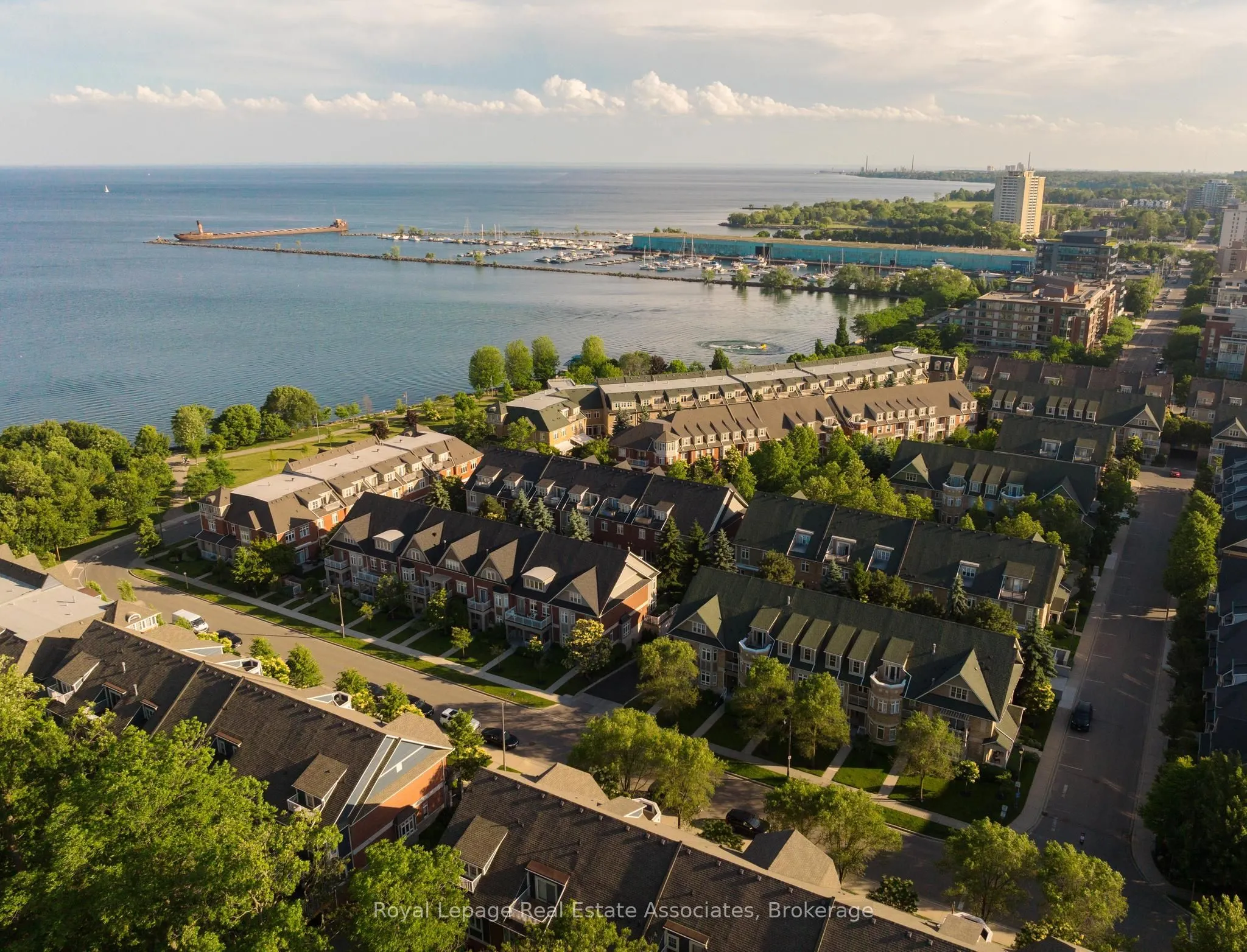 128 St Lawrence Drive, #38