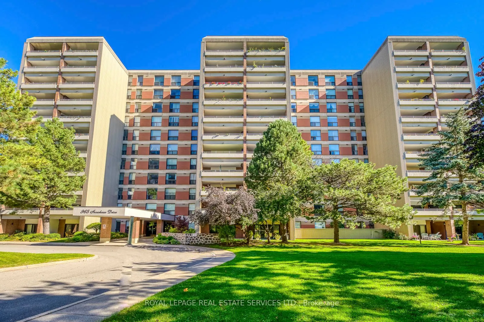 965 Inverhouse Drive, #511