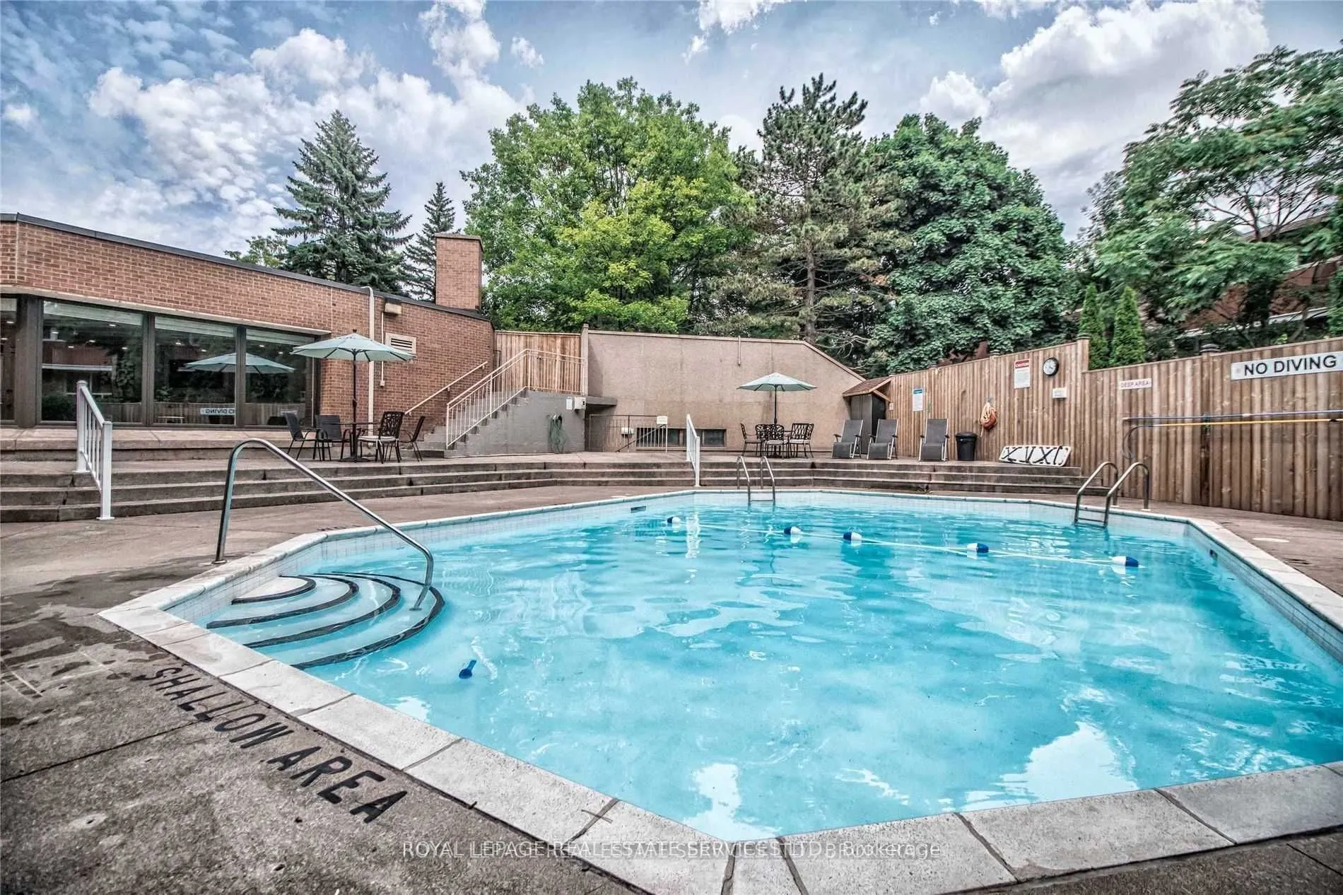 965 Inverhouse Drive, #511