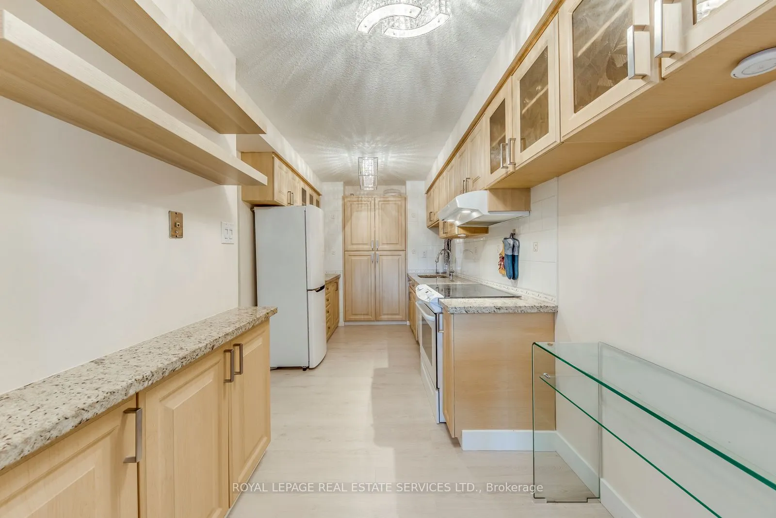 965 Inverhouse Drive, #511