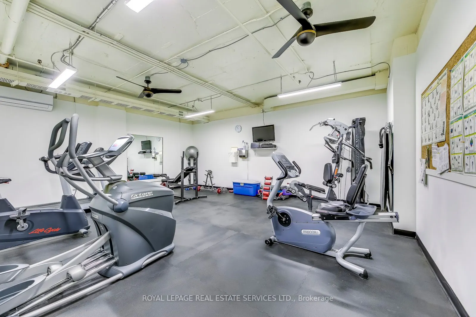 965 Inverhouse Drive, #511
