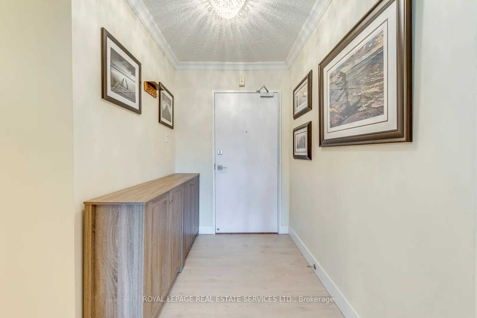 965 Inverhouse Drive, #511
