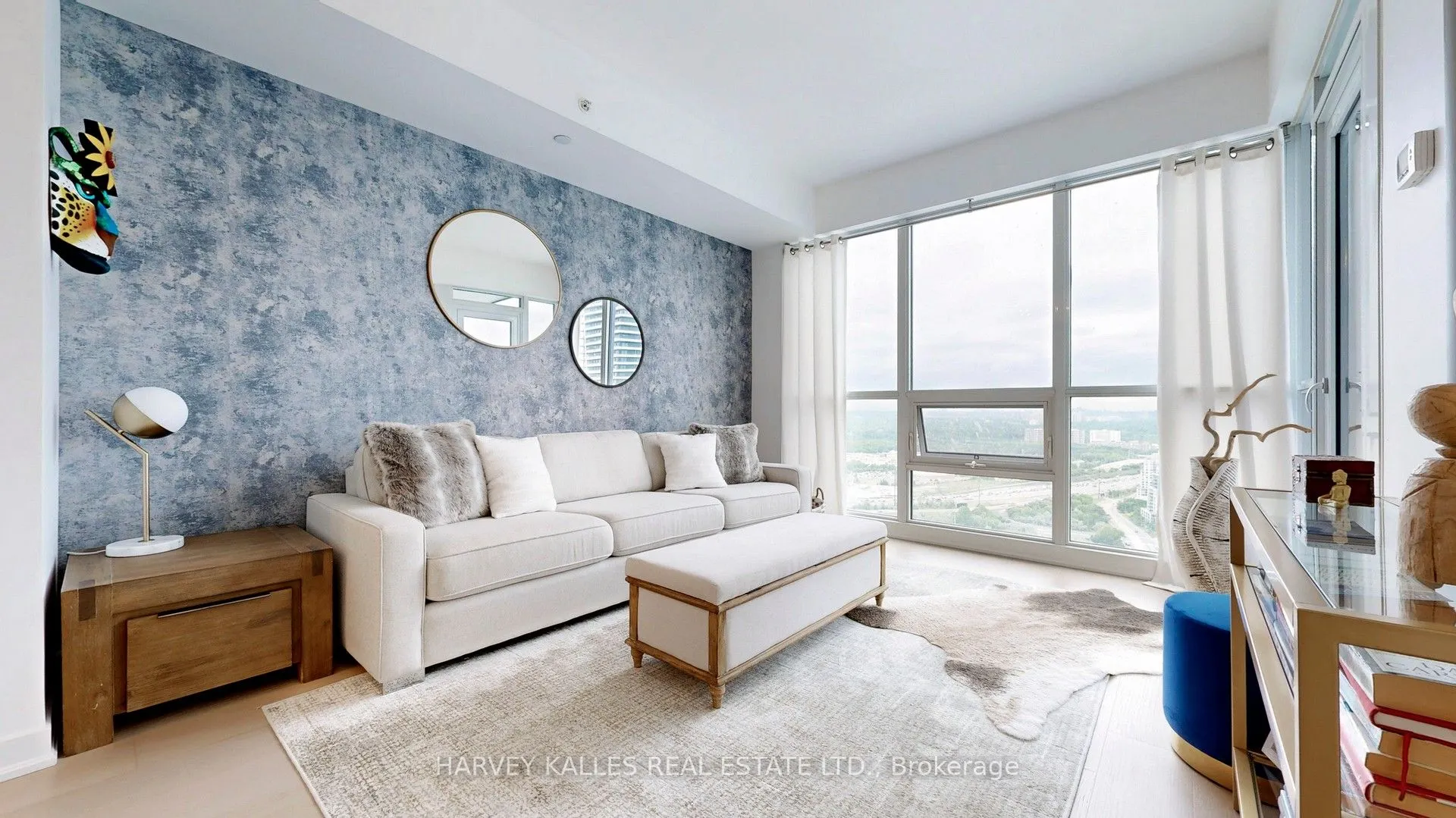 2200 Lake Shore Boulevard W, #4008