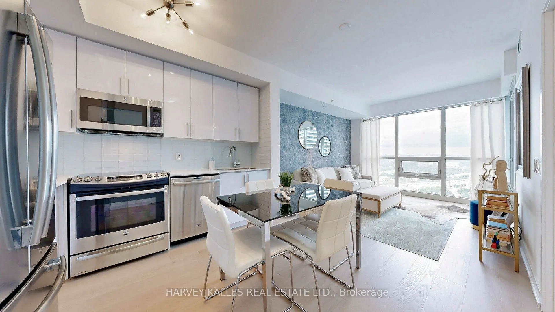 2200 Lake Shore Boulevard W, #4008