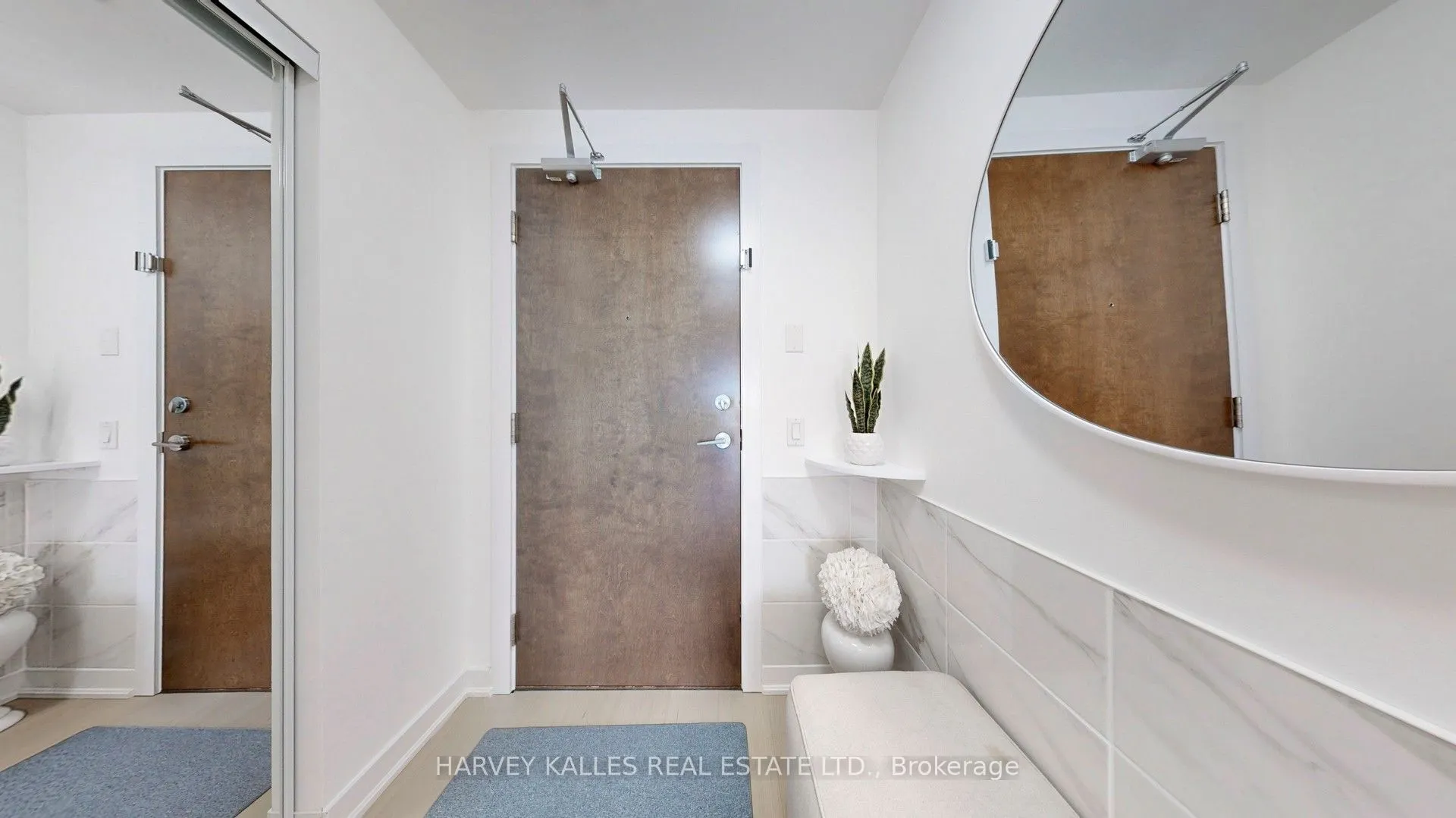 2200 Lake Shore Boulevard W, #4008