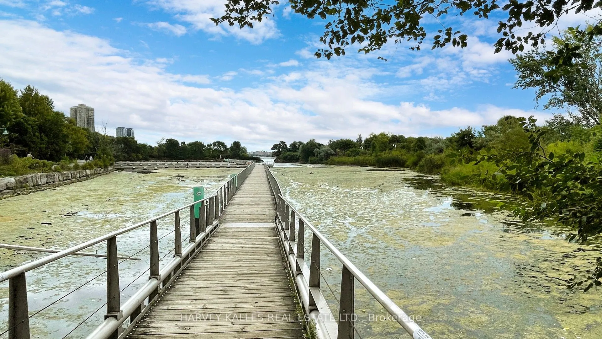 2200 Lake Shore Boulevard W, #4008